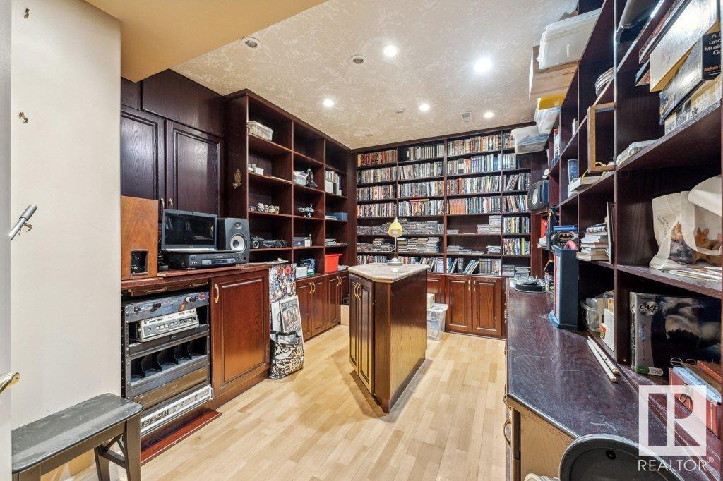      762 WELLS WD NW , Edmonton,  ,T6M 2J9 ;  Listing Number: MLS E4417695
