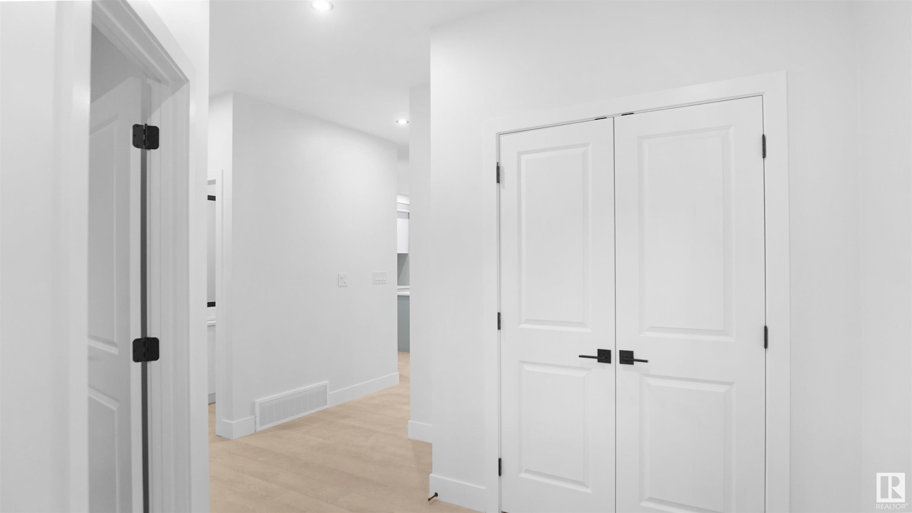 Photo 4 at 36 Ashbury Crescent, Jesperdale, Spruce Grove