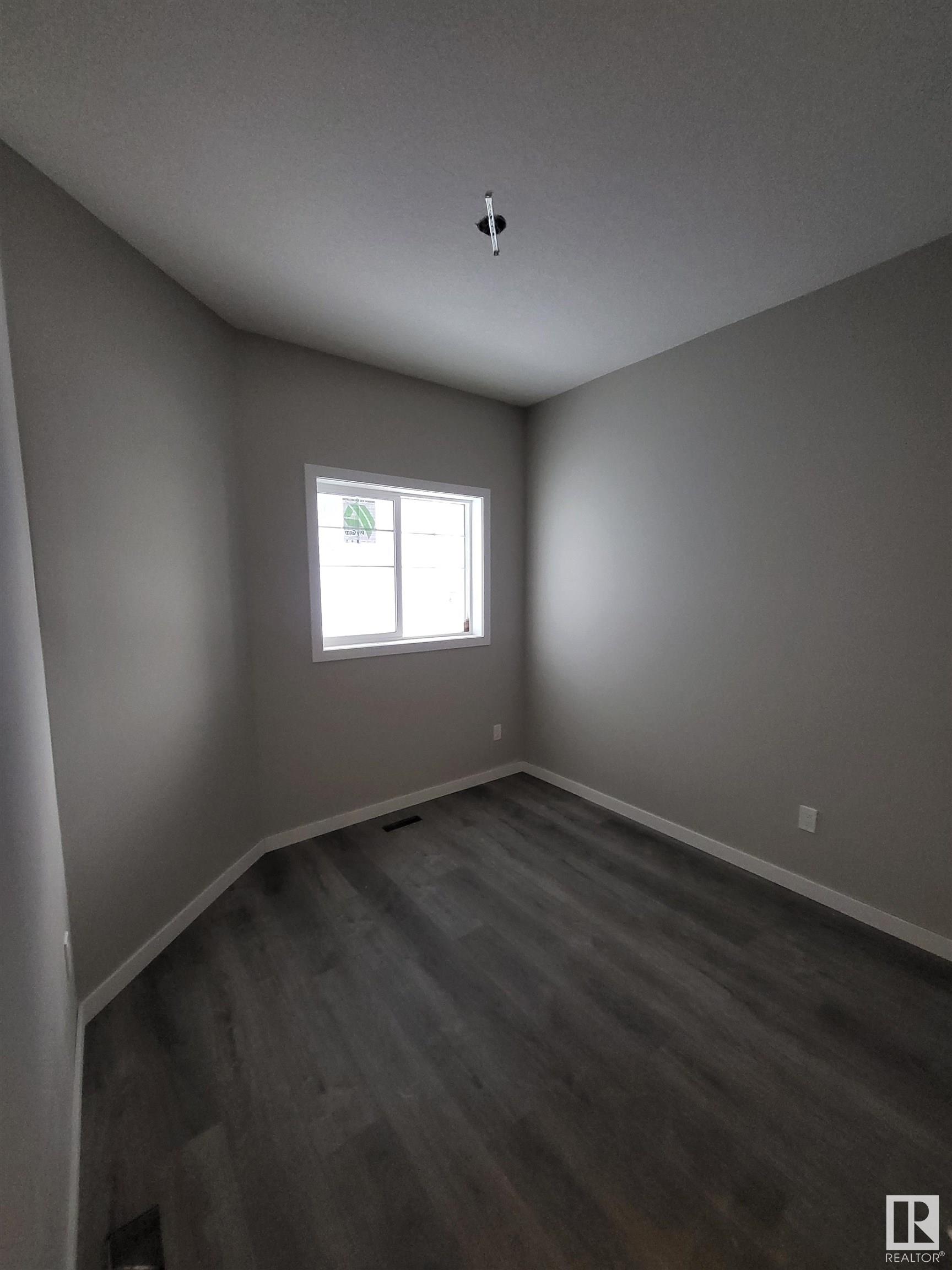     7080 182 AV NW , Edmonton,  ,T5Z 0V7 ;  Listing Number: MLS E4417707