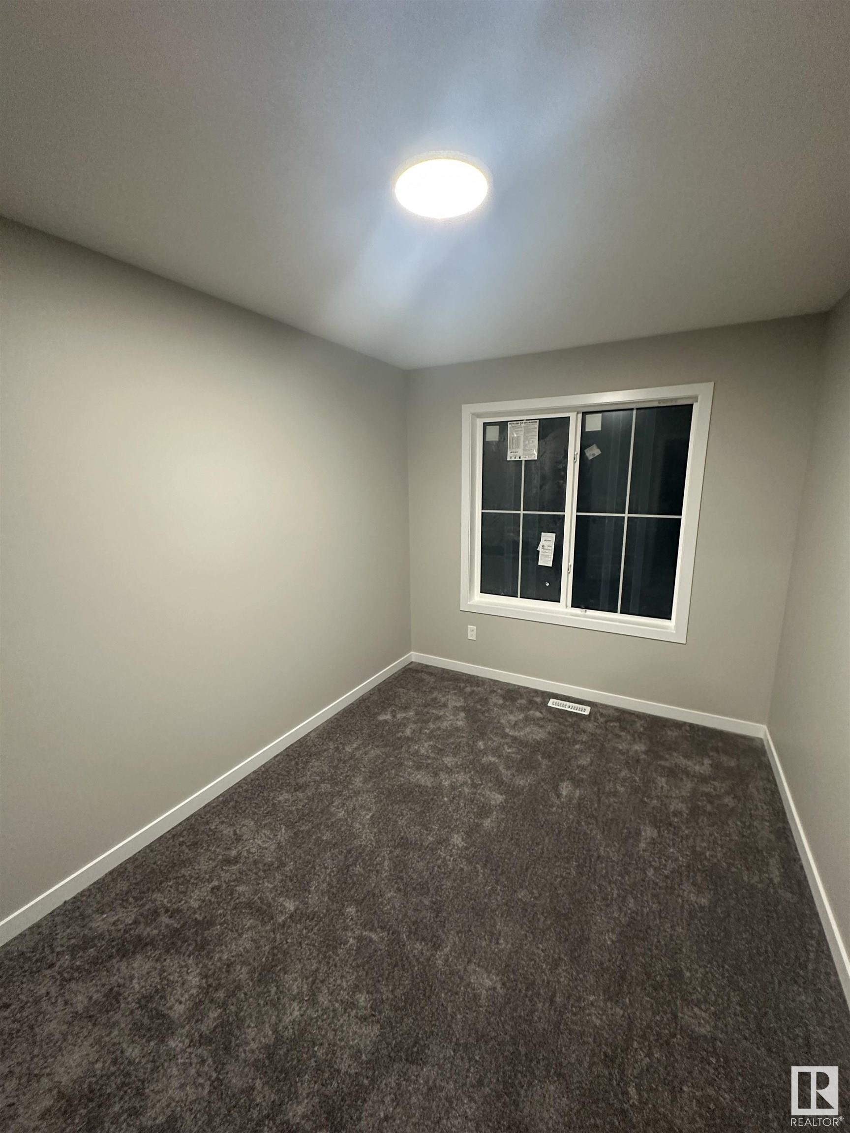     7068 182 AV NW , Edmonton,  ,T5Z 0V7 ;  Listing Number: MLS E4417710
