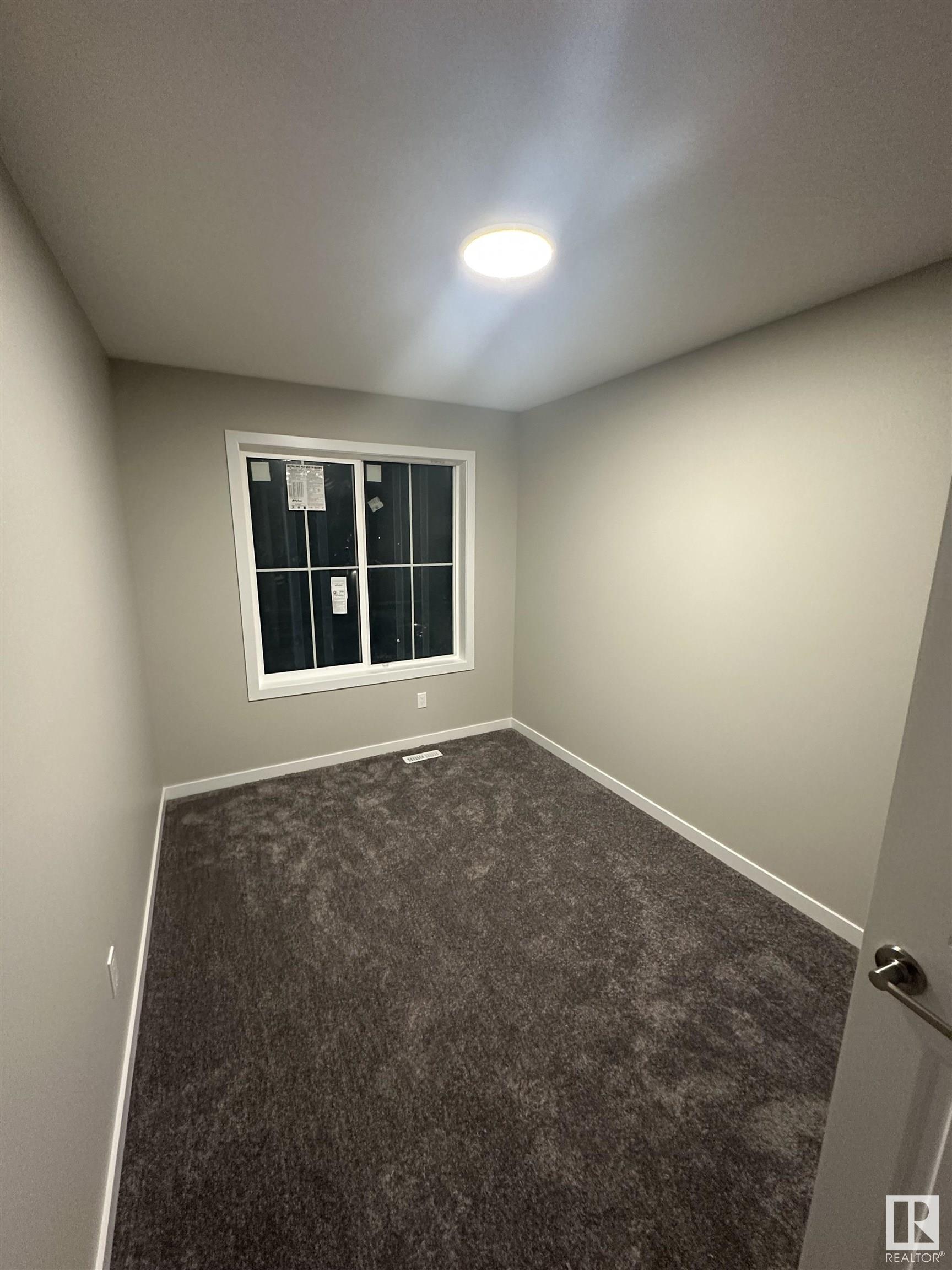     7068 182 AV NW , Edmonton,  ,T5Z 0V7 ;  Listing Number: MLS E4417710