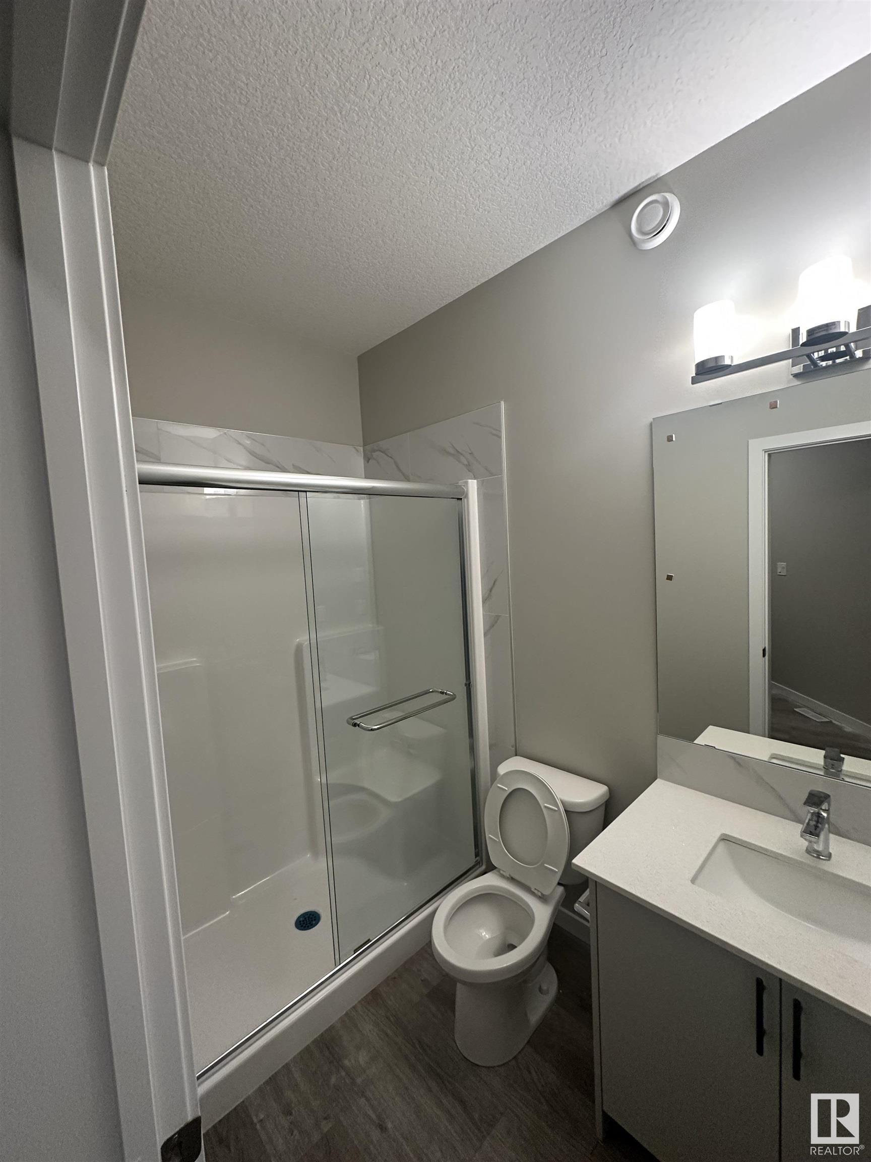      7068 182 AV NW , Edmonton,  ,T5Z 0V7 ;  Listing Number: MLS E4417710
