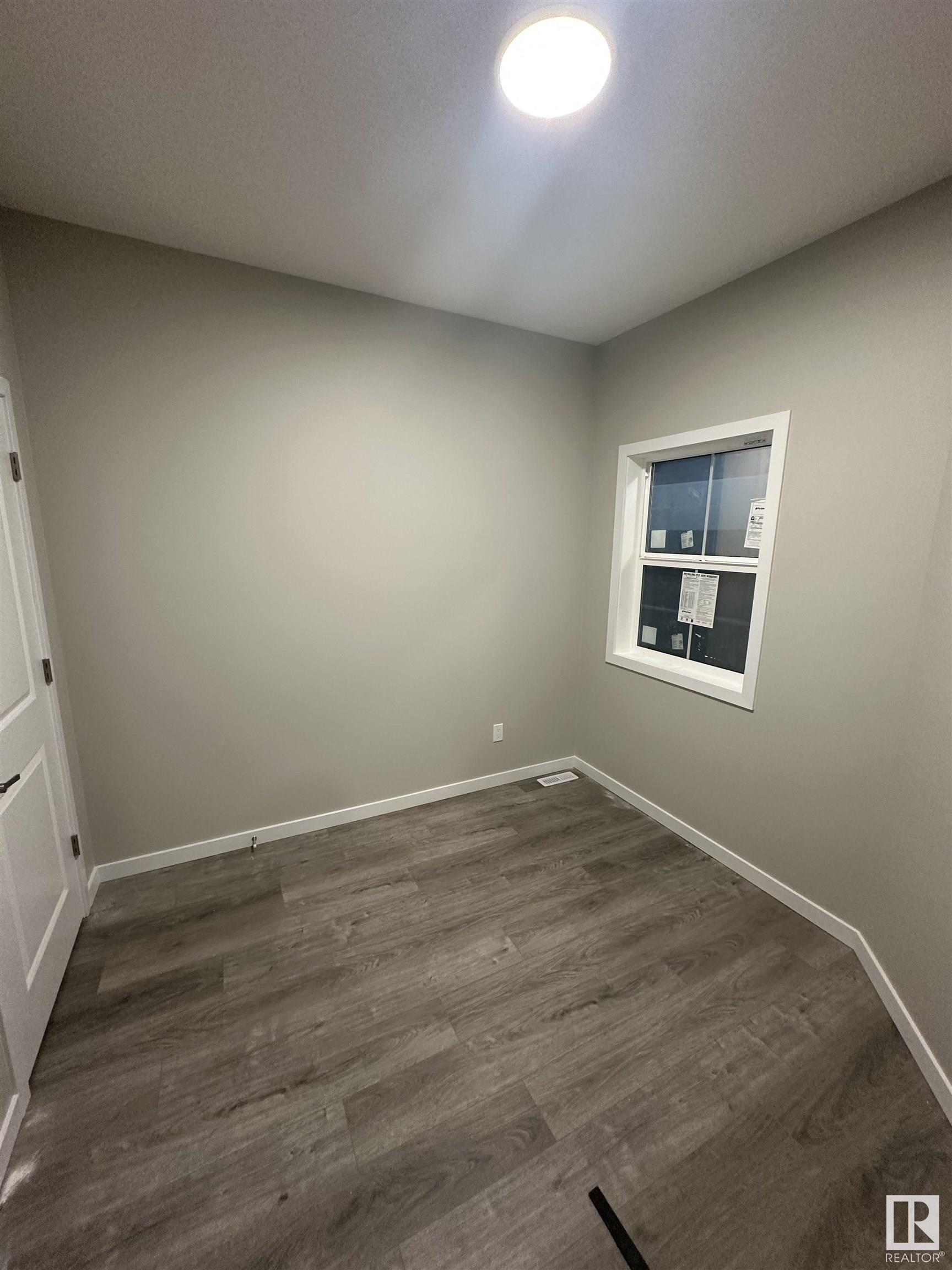      7068 182 AV NW , Edmonton,  ,T5Z 0V7 ;  Listing Number: MLS E4417710