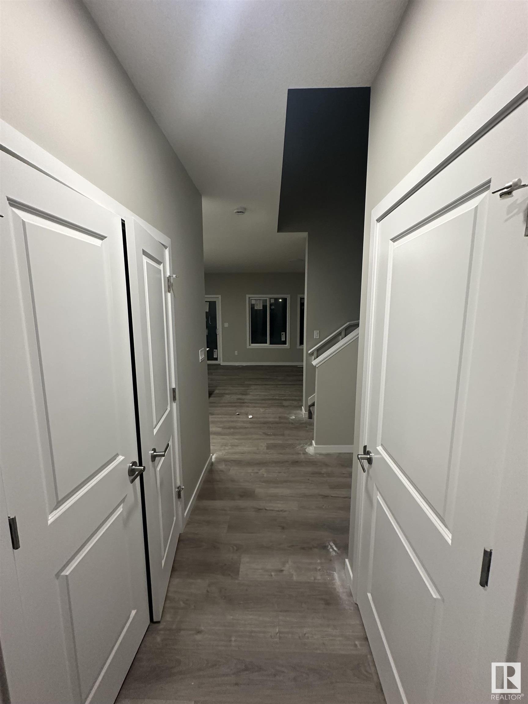      7068 182 AV NW , Edmonton,  ,T5Z 0V7 ;  Listing Number: MLS E4417710