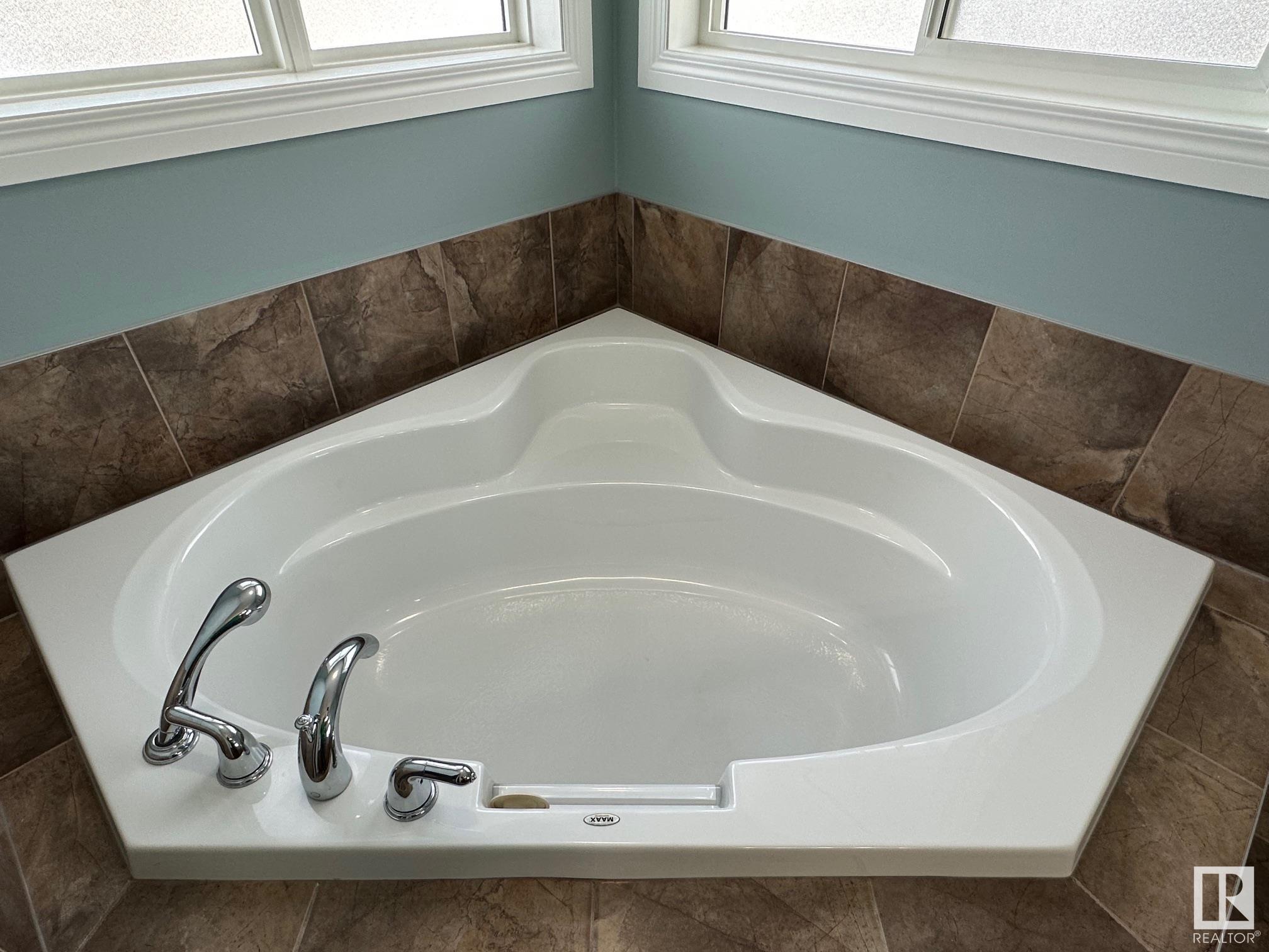      5404 Aspen LN , Athabasca Town,  ,T9S 0A8 ;  Listing Number: MLS E4417712