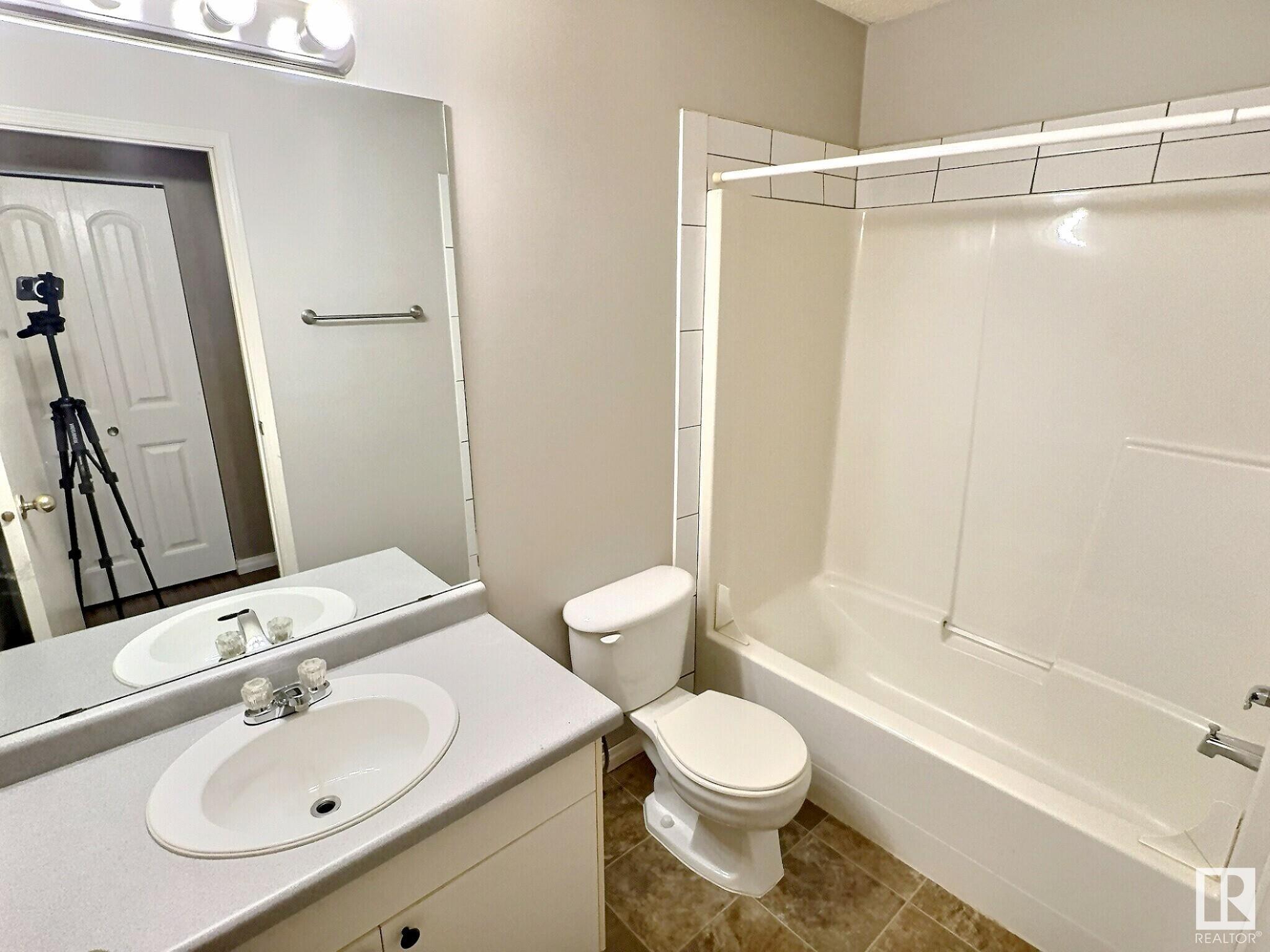      2216 38 ST NW , Edmonton,  ,T6L 4C3 ;  Listing Number: MLS E4417729