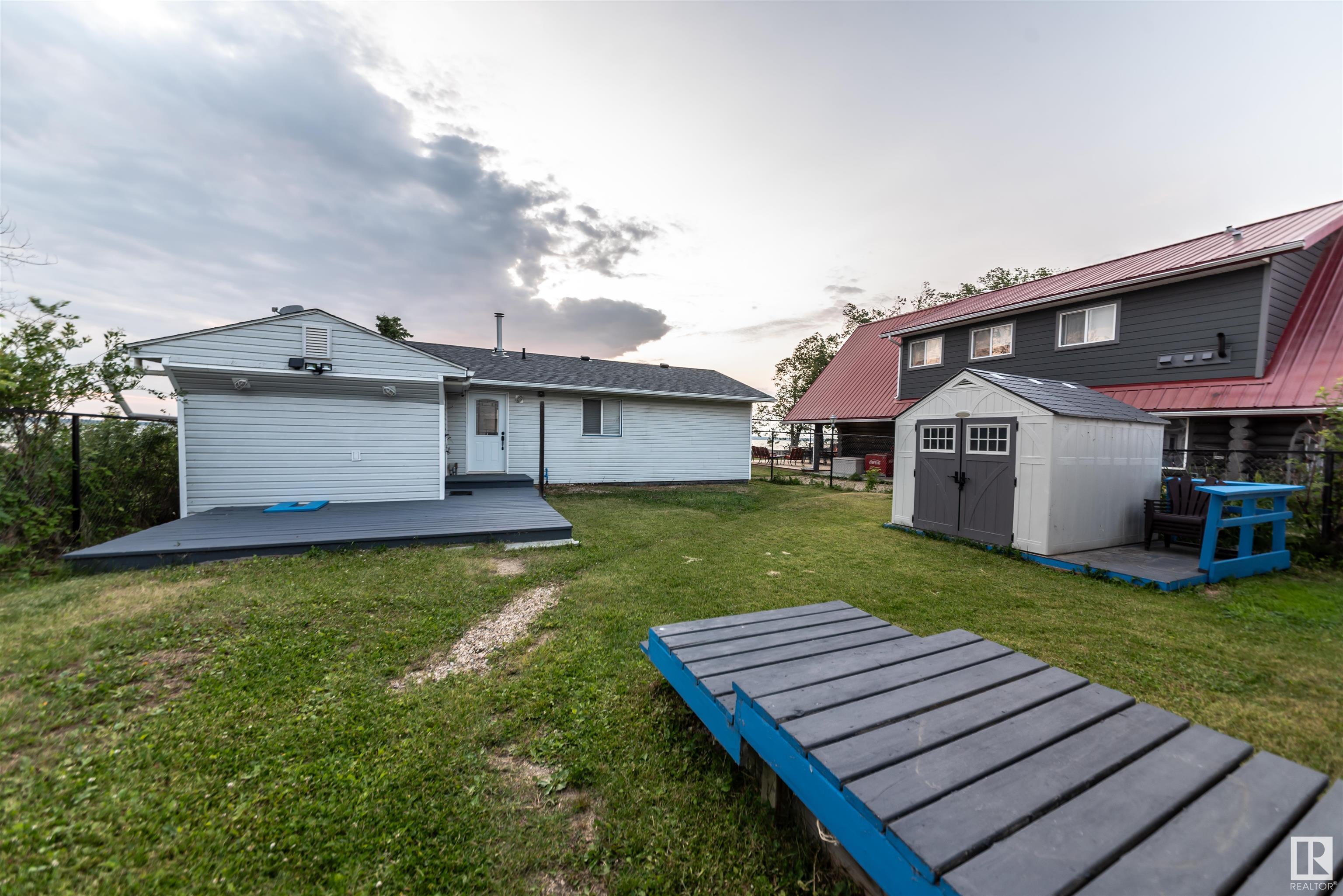      5036 50 AV , Rural Lac Ste. Anne County,  ,T0E 0A0 ;  Listing Number: MLS E4417737