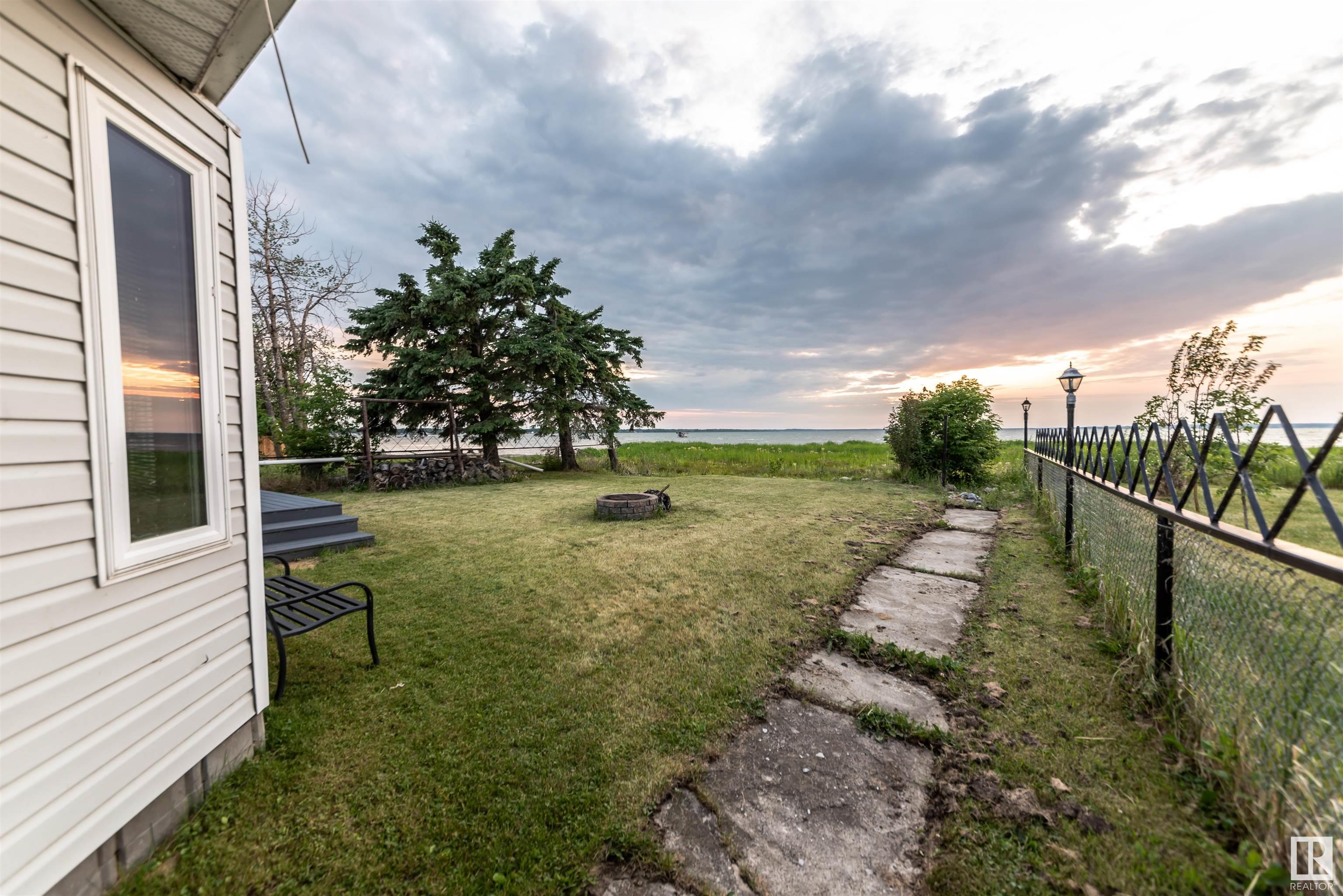      5036 50 AV , Rural Lac Ste. Anne County,  ,T0E 0A0 ;  Listing Number: MLS E4417737