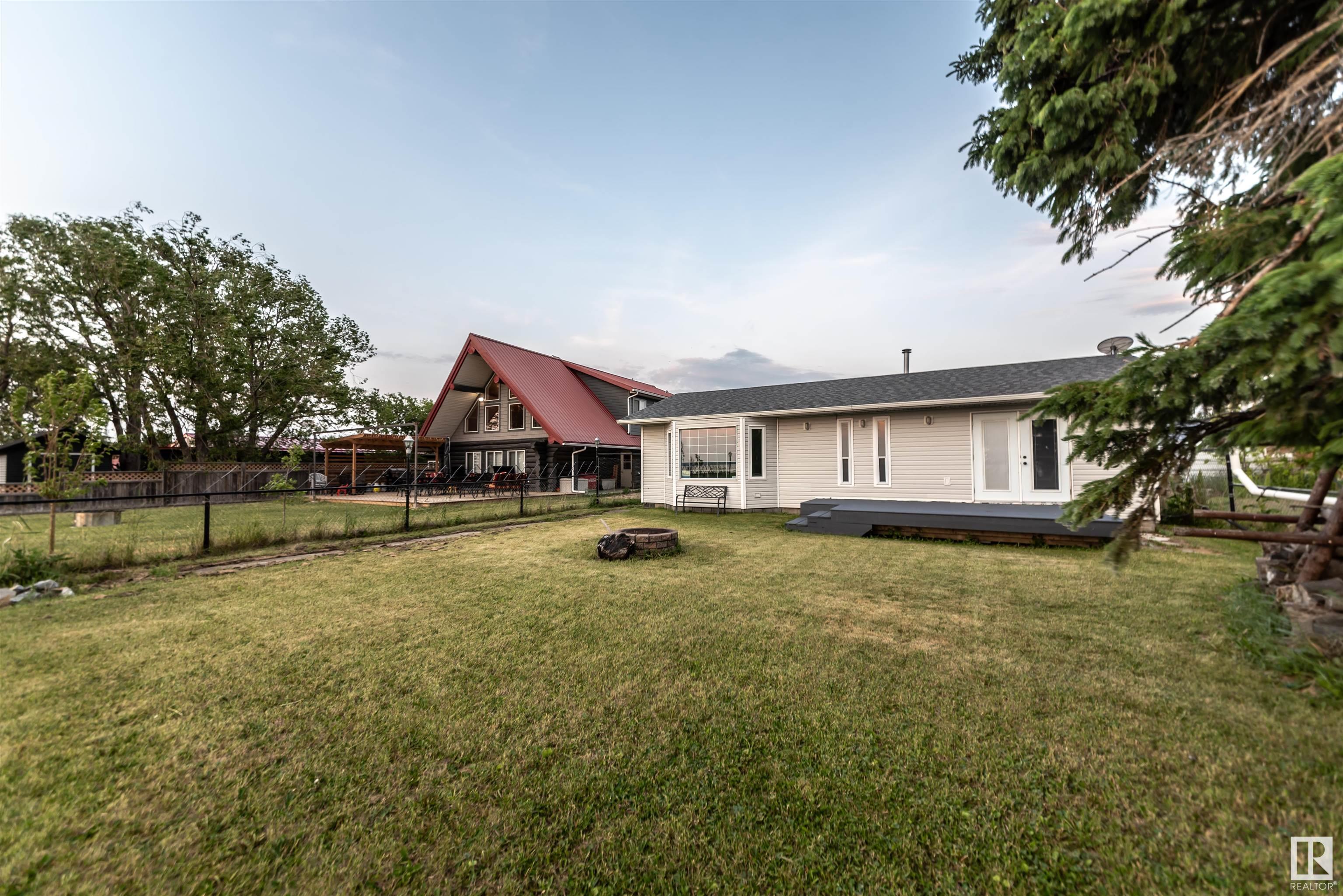      5036 50 AV , Rural Lac Ste. Anne County,  ,T0E 0A0 ;  Listing Number: MLS E4417737