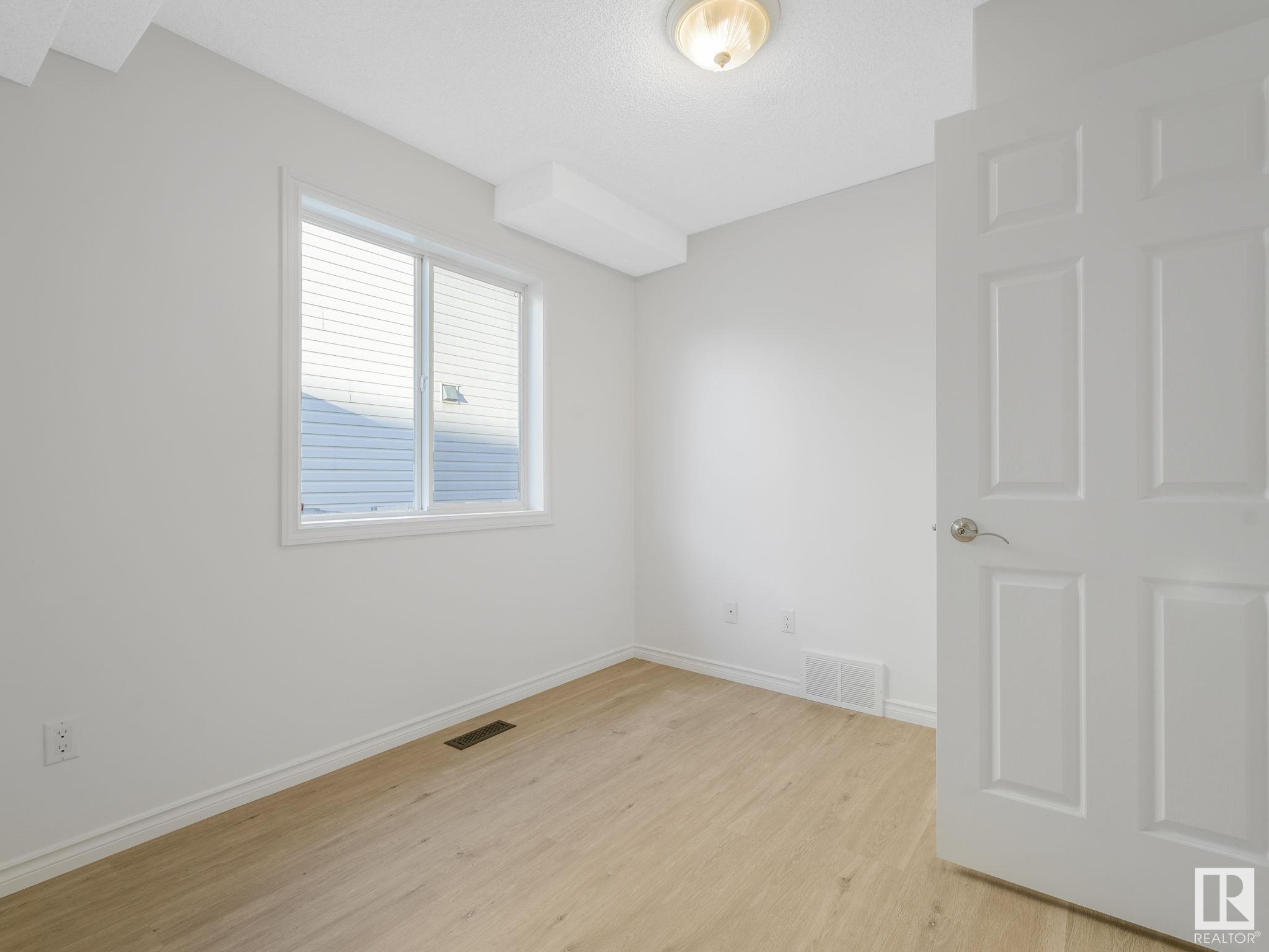      8 FOXHAVEN CR , Sherwood Park,  ,T8A 6A8 ;  Listing Number: MLS E4417741