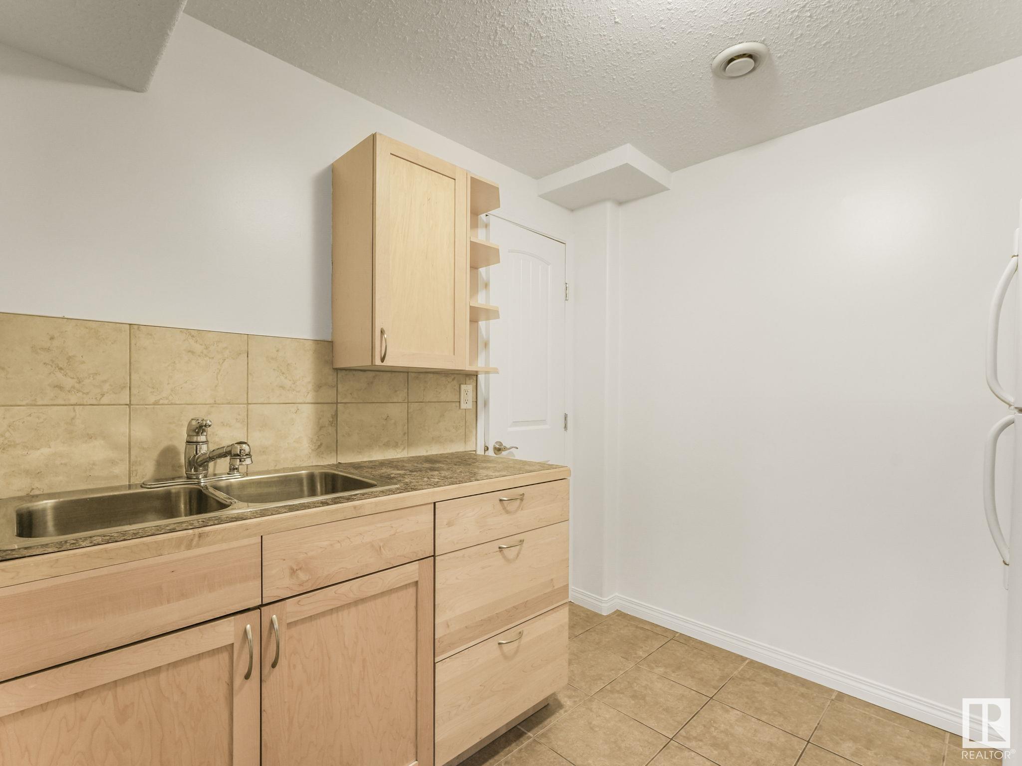      8 FOXHAVEN CR , Sherwood Park,  ,T8A 6A8 ;  Listing Number: MLS E4417741