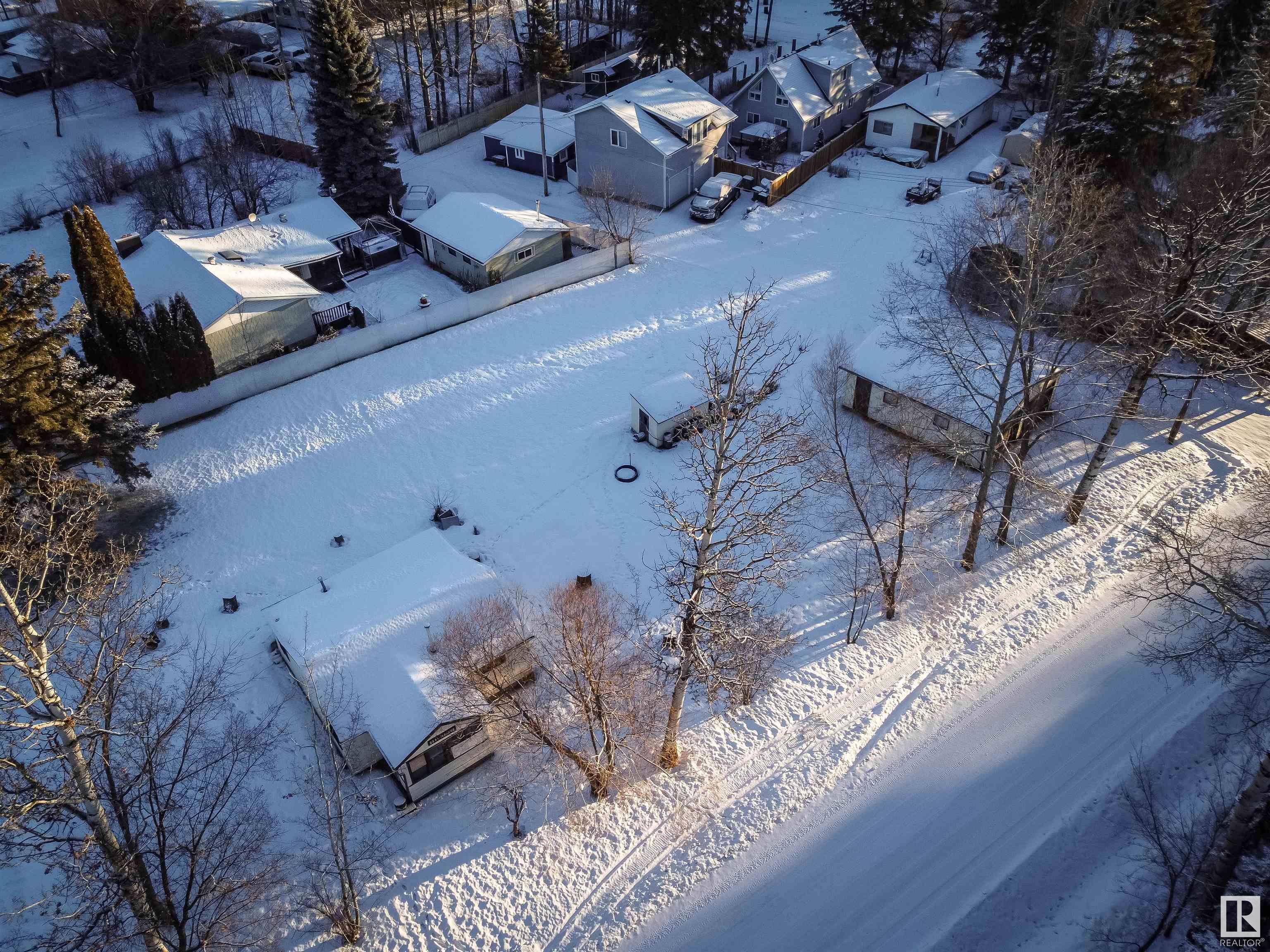      5227 5231 48A AV , Rural Lac Ste. Anne County,  ,T0A 0A0 ;  Listing Number: MLS E4417748