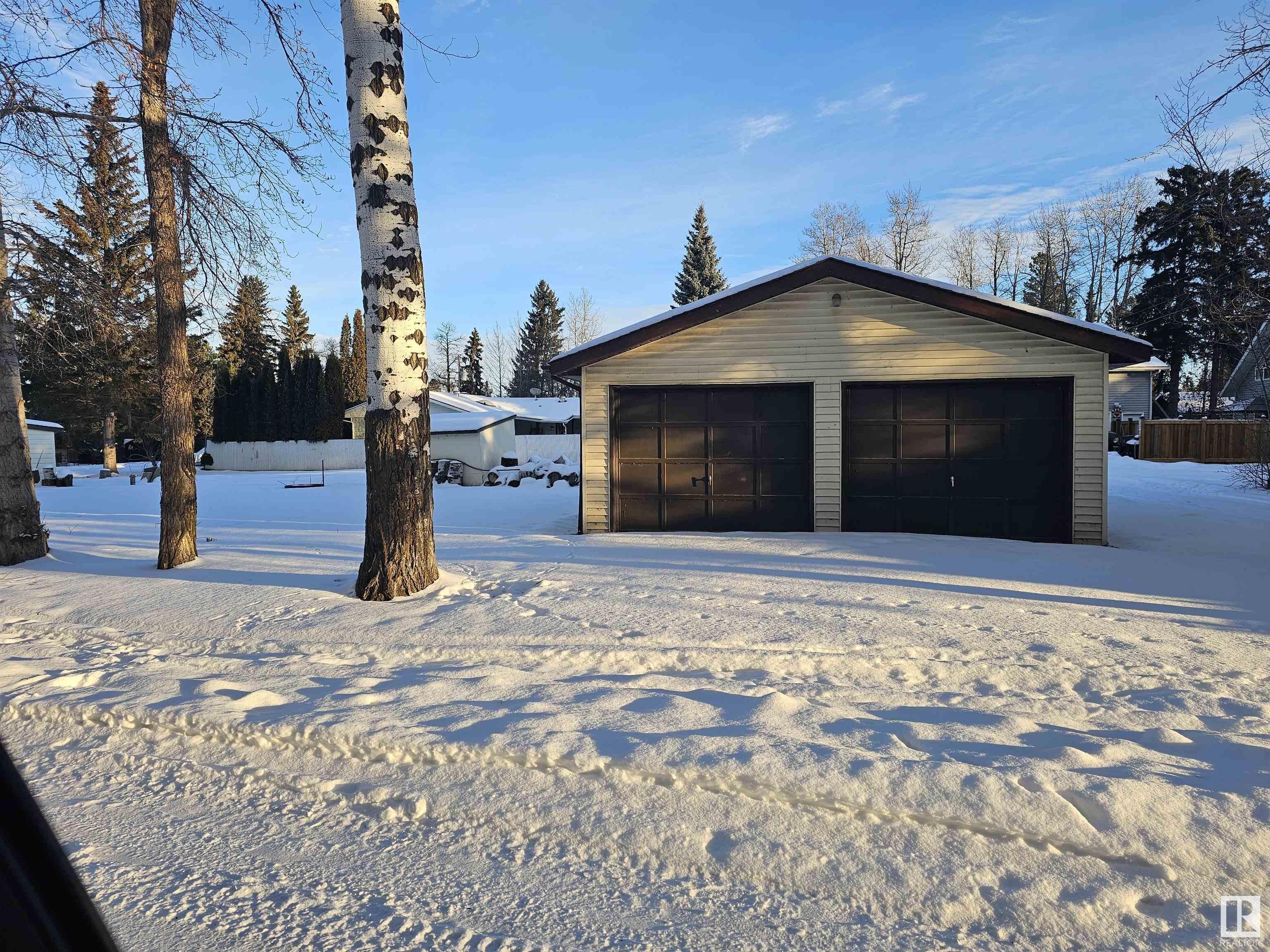      5227 5231 48A AV , Rural Lac Ste. Anne County,  ,T0A 0A0 ;  Listing Number: MLS E4417748