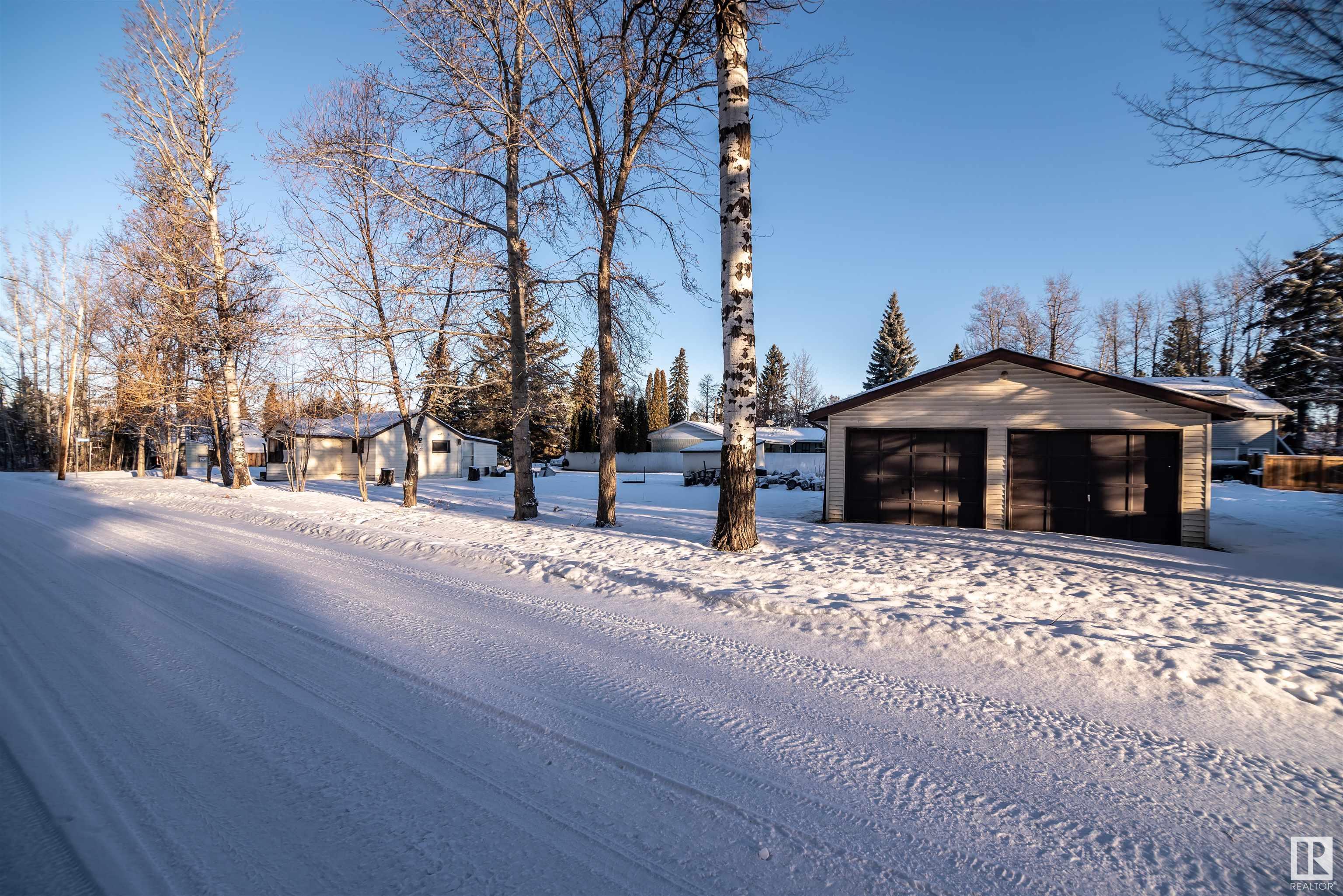      5227 5231 48A AV , Rural Lac Ste. Anne County,  ,T0A 0A0 ;  Listing Number: MLS E4417748