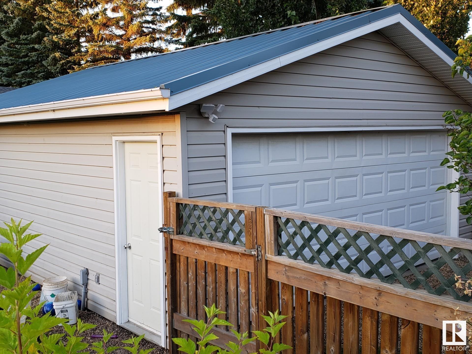      3409 Erickson DR , Camrose,  ,T4V 3X1 ;  Listing Number: MLS E4417751