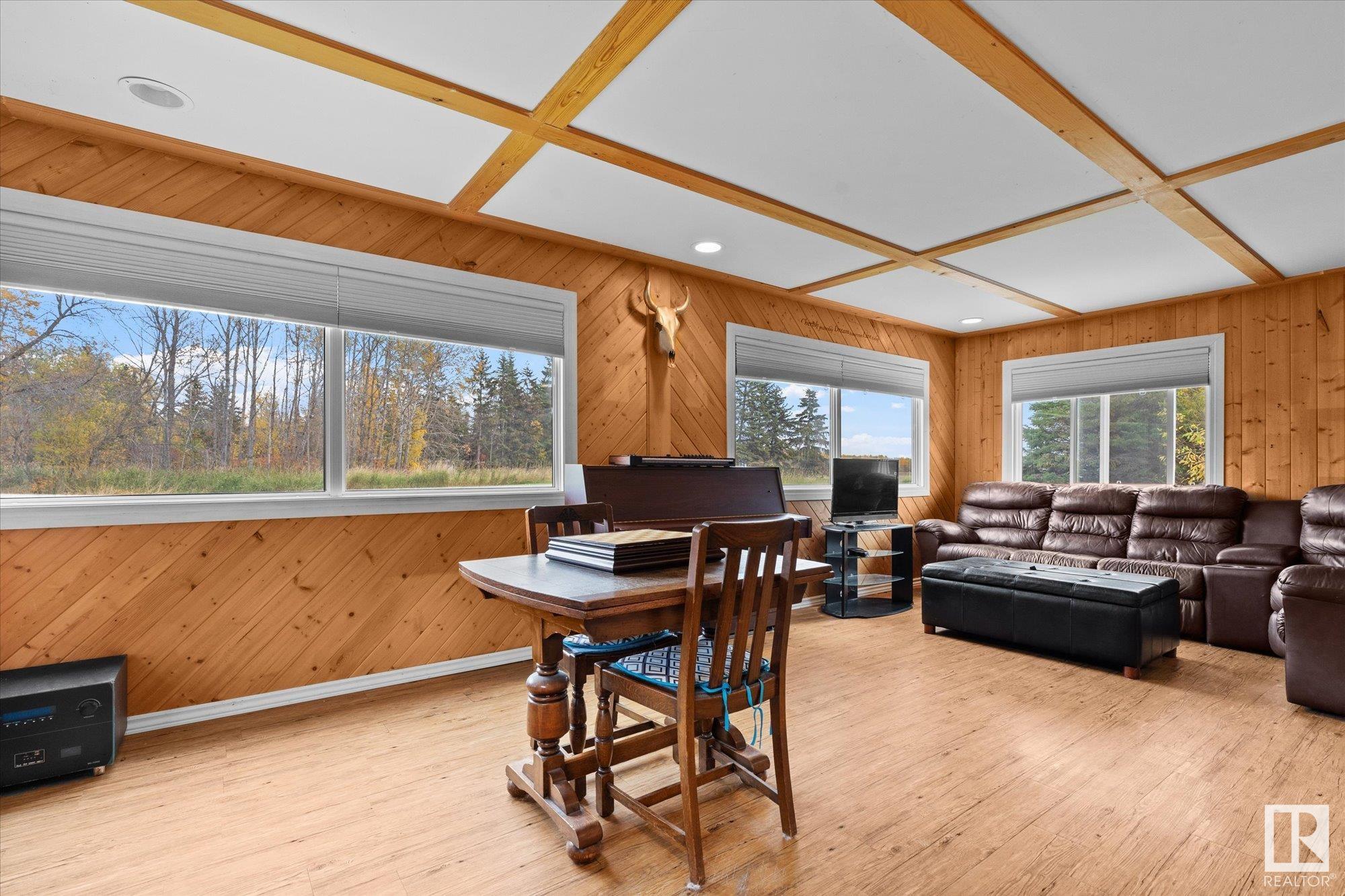      215 2nd Street , Rural Lac Ste. Anne County,  ,T0E 1A0 ;  Listing Number: MLS E4417752
