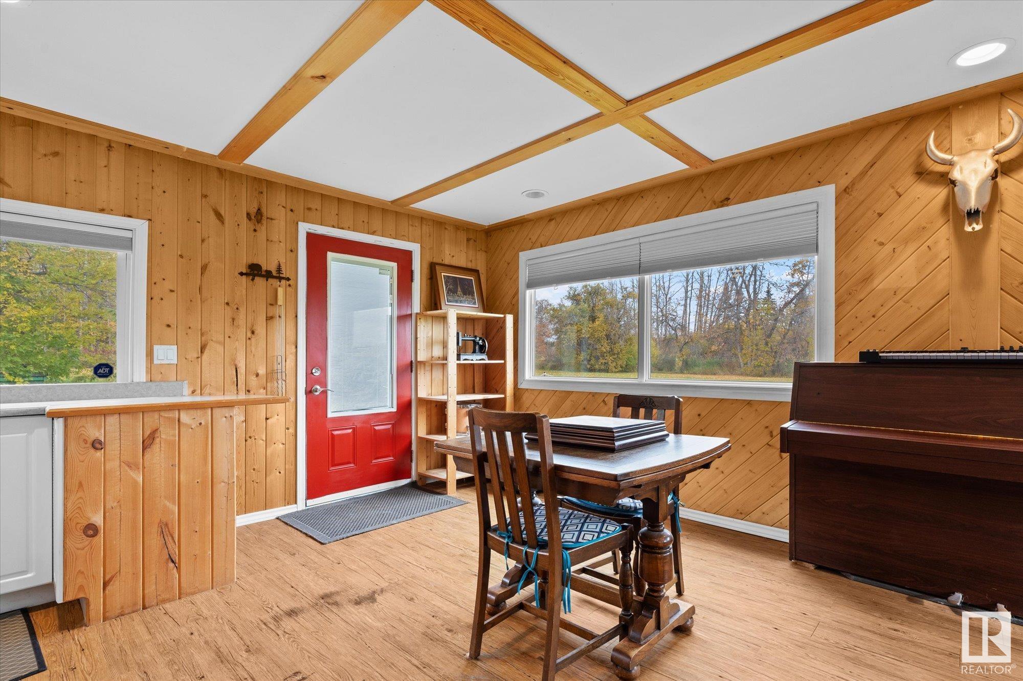      215 2nd Street , Rural Lac Ste. Anne County,  ,T0E 1A0 ;  Listing Number: MLS E4417752