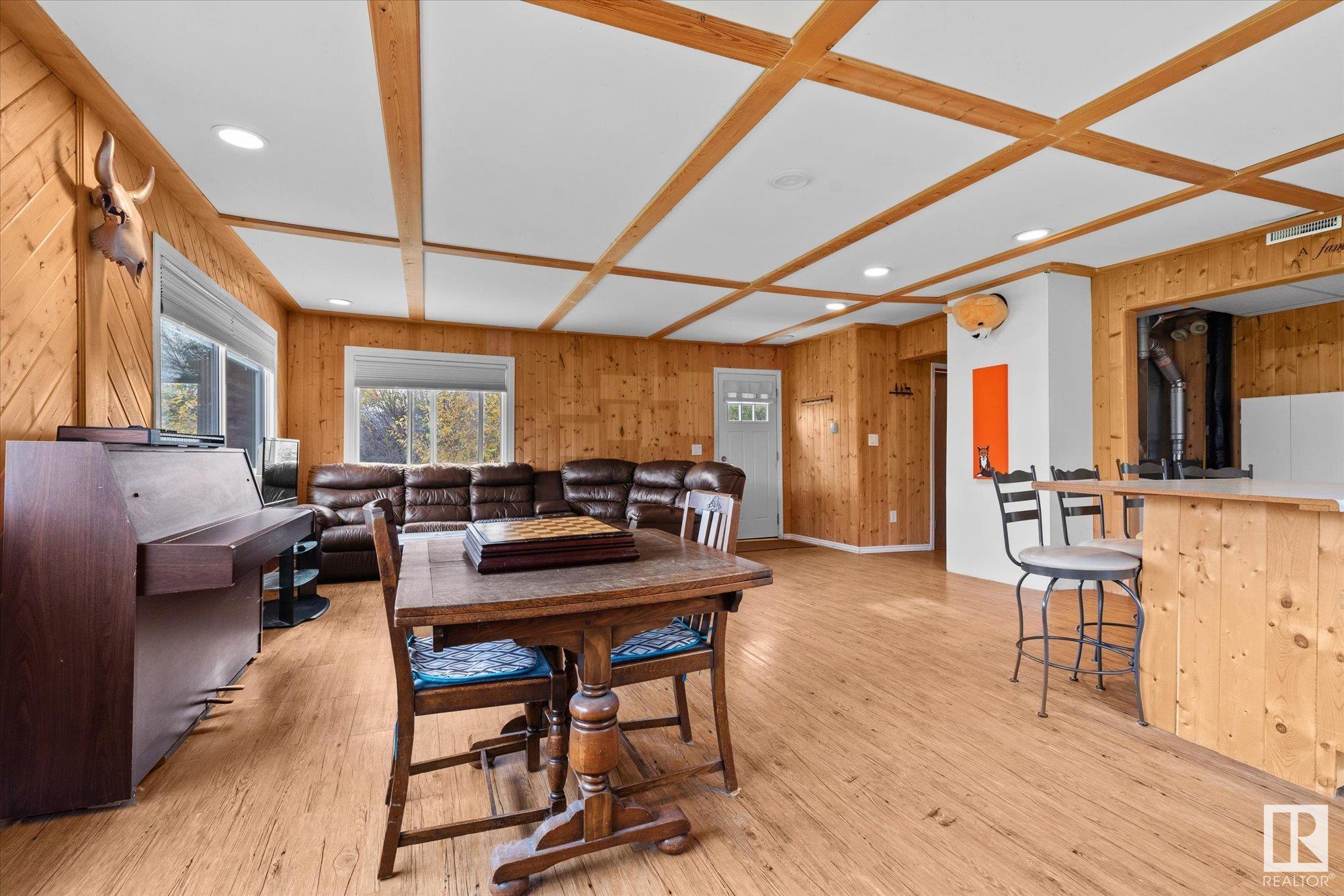      215 2nd Street , Rural Lac Ste. Anne County,  ,T0E 1A0 ;  Listing Number: MLS E4417752