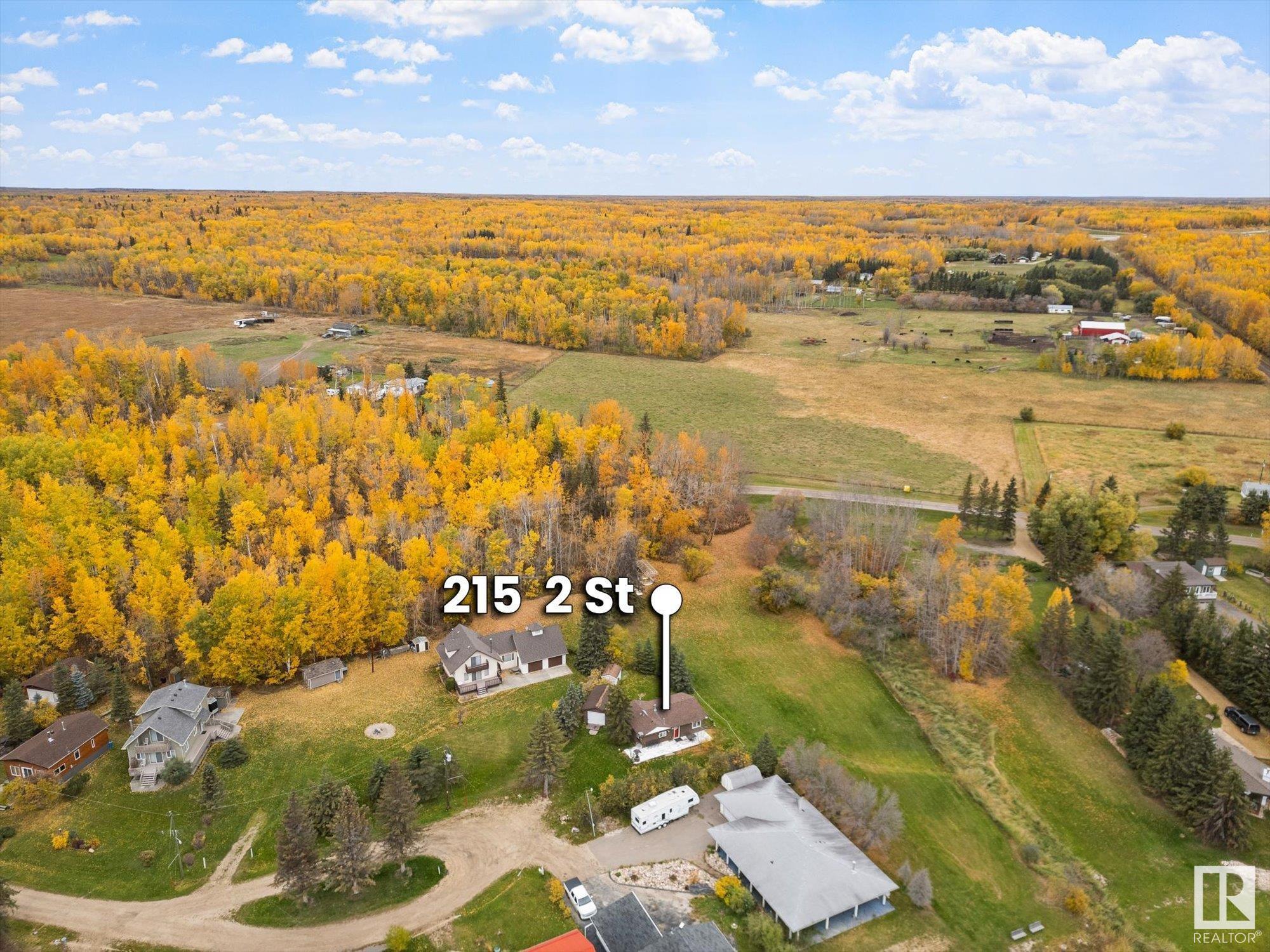      215 2nd Street , Rural Lac Ste. Anne County,  ,T0E 1A0 ;  Listing Number: MLS E4417752