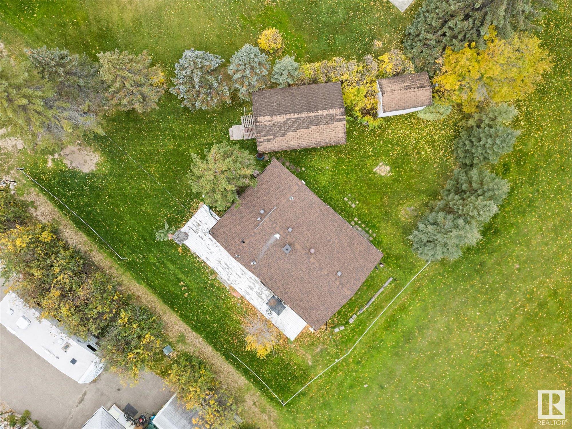      215 2nd Street , Rural Lac Ste. Anne County,  ,T0E 1A0 ;  Listing Number: MLS E4417752