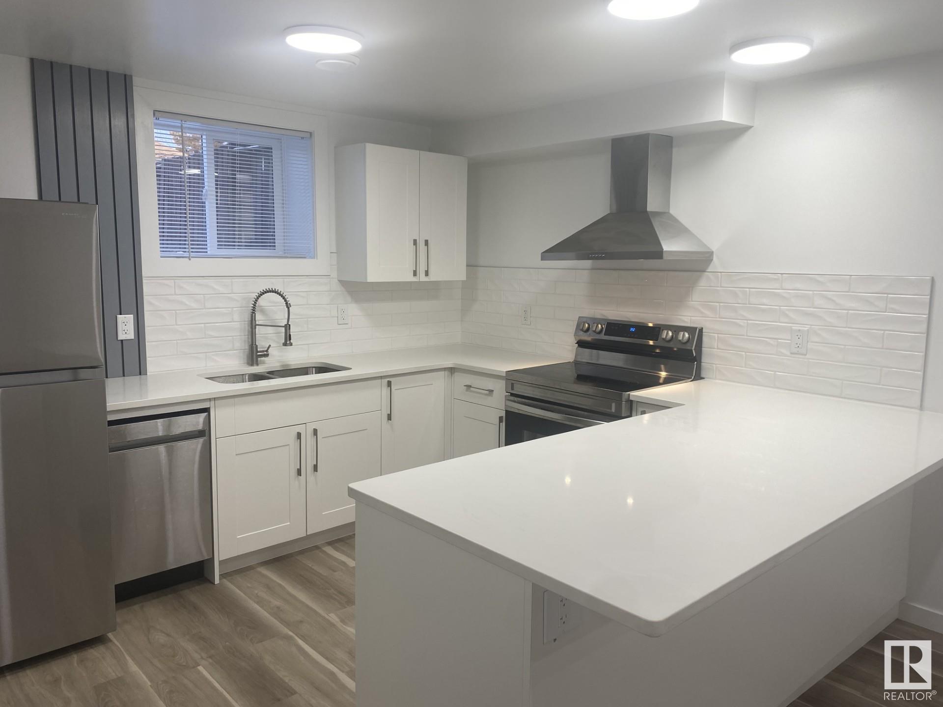      11912 140 AV NW , Edmonton,  ,T5X 5K1 ;  Listing Number: MLS E4417755