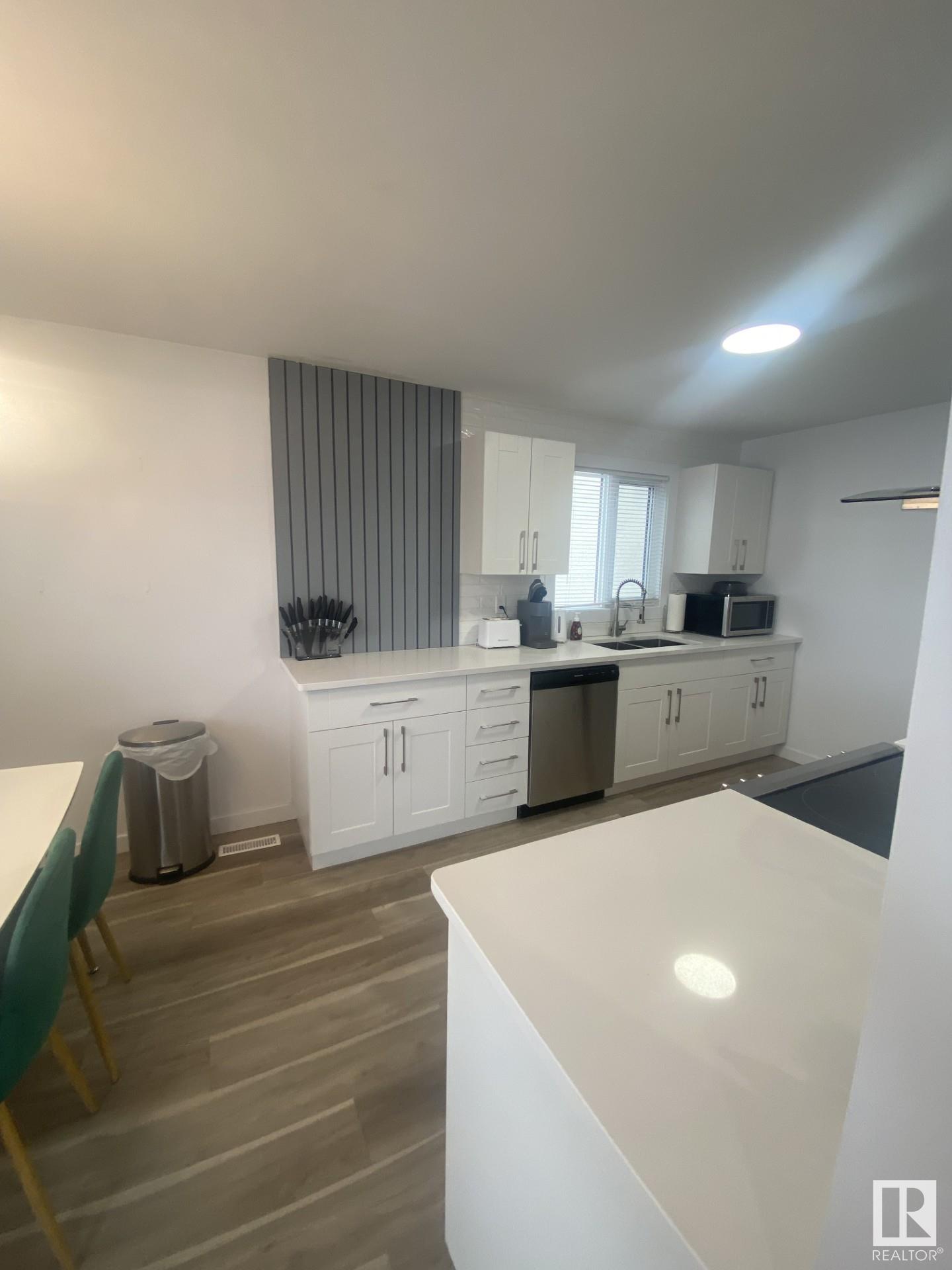      11912 140 AV NW , Edmonton,  ,T5X 5K1 ;  Listing Number: MLS E4417755