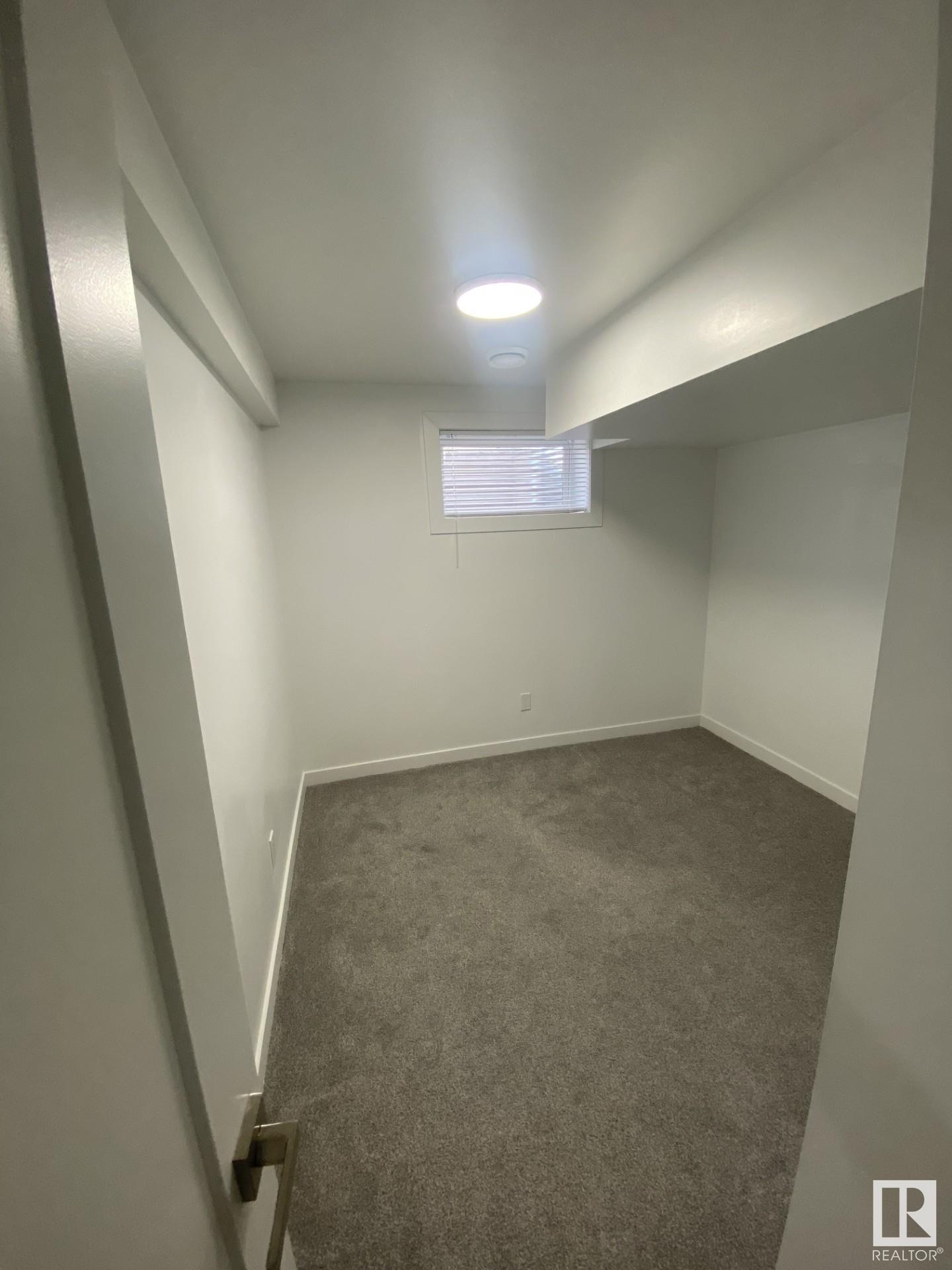      11912 140 AV NW , Edmonton,  ,T5X 5K1 ;  Listing Number: MLS E4417755