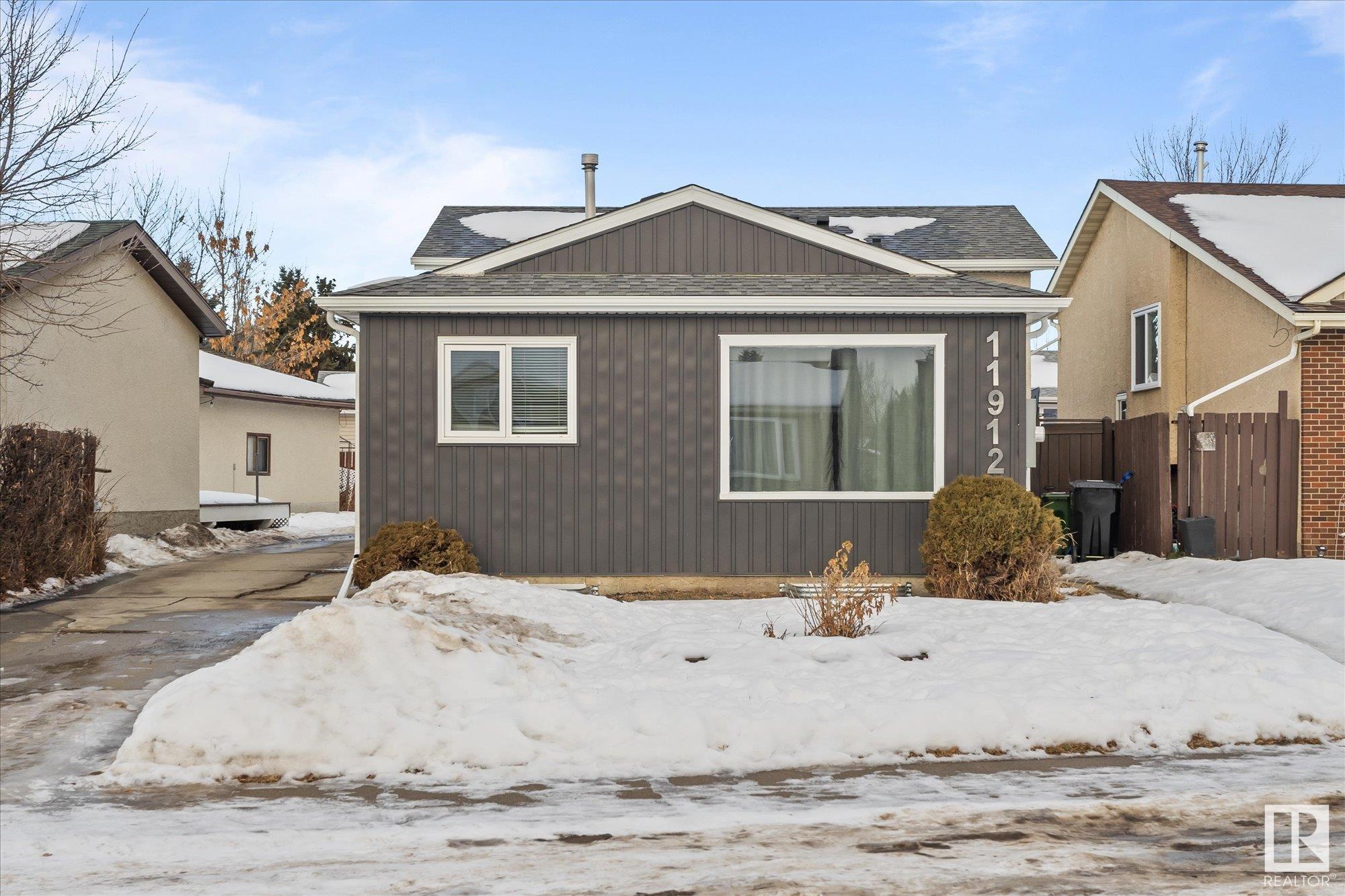     11912 140 AV NW , Edmonton,  ,T5X 5K1 ;  Listing Number: MLS E4417755