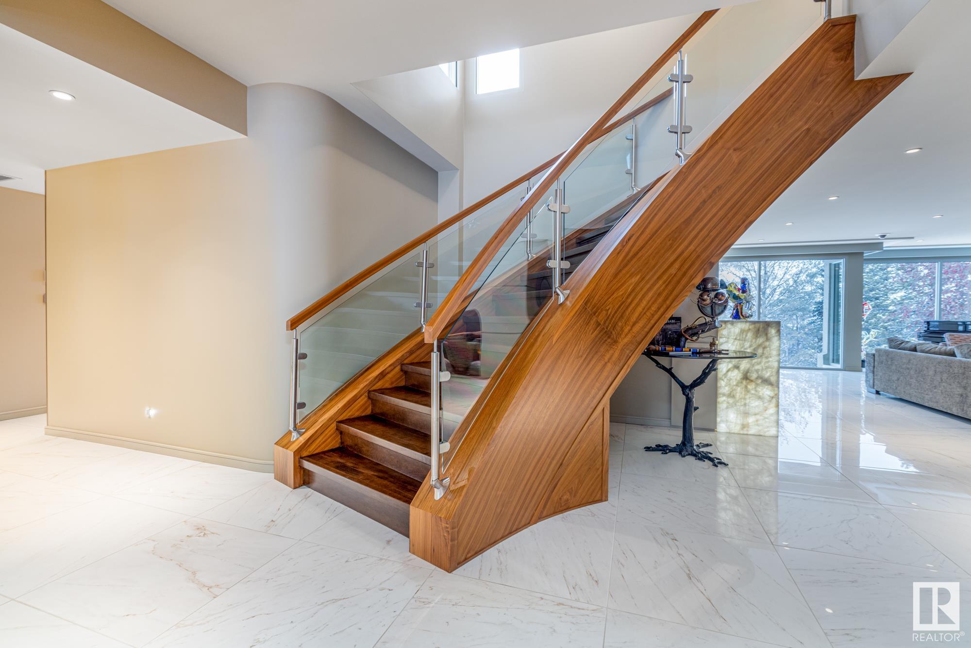      4 WHITEMUD PL NW , Edmonton,  ,T6H 5X4 ;  Listing Number: MLS E4417776