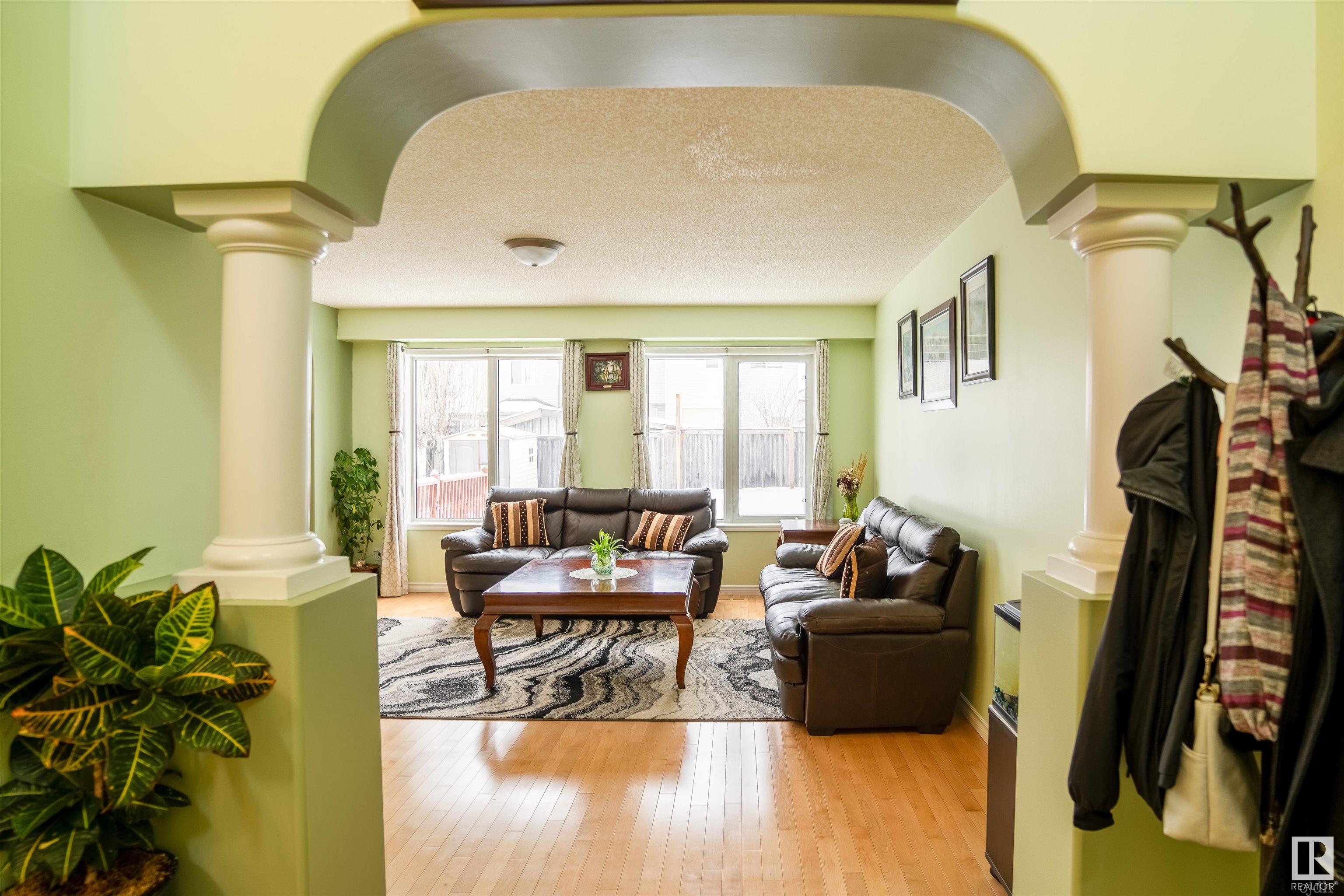      405 85 ST SW , Edmonton,  ,T6X 1H7 ;  Listing Number: MLS E4417784