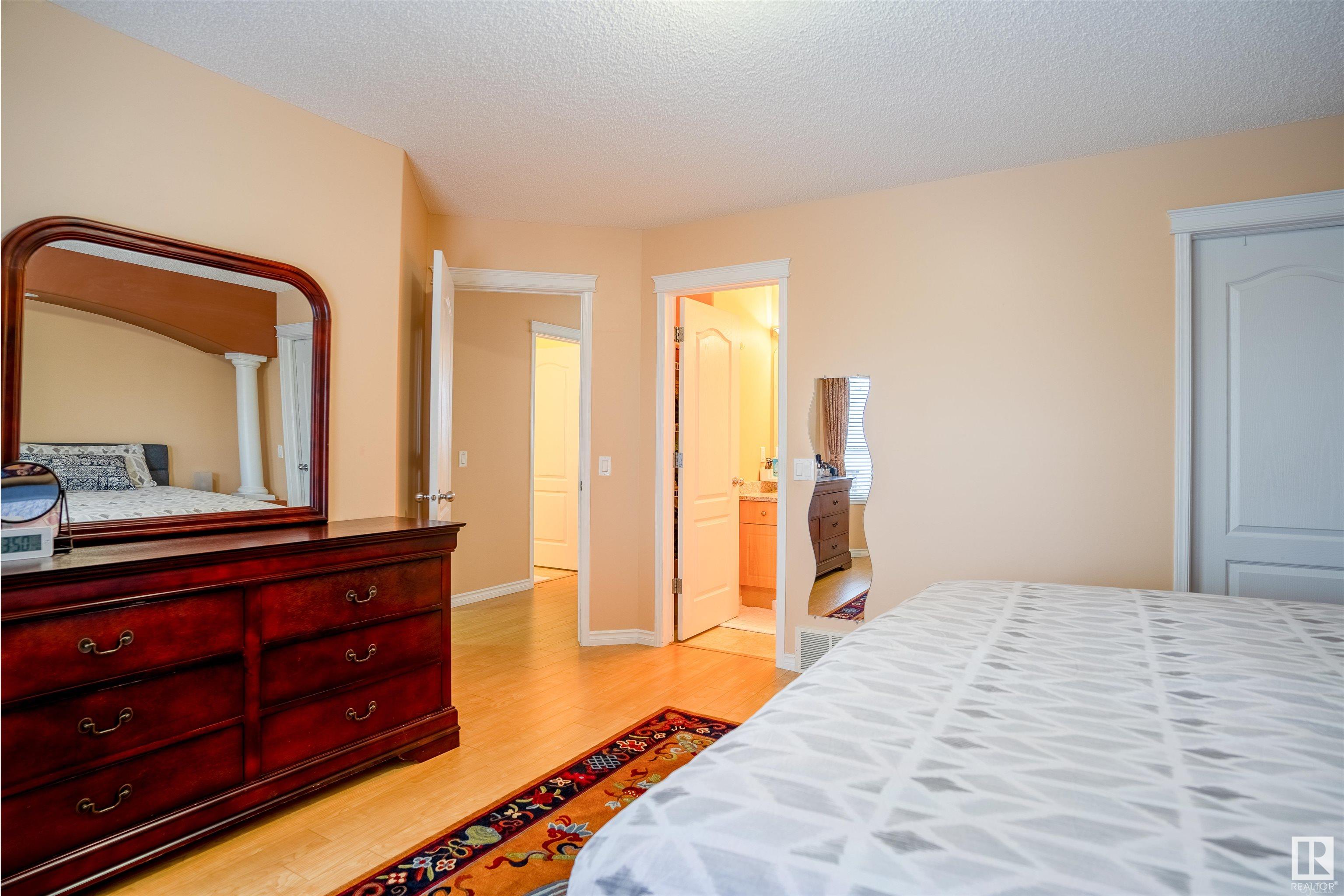      405 85 ST SW , Edmonton,  ,T6X 1H7 ;  Listing Number: MLS E4417784