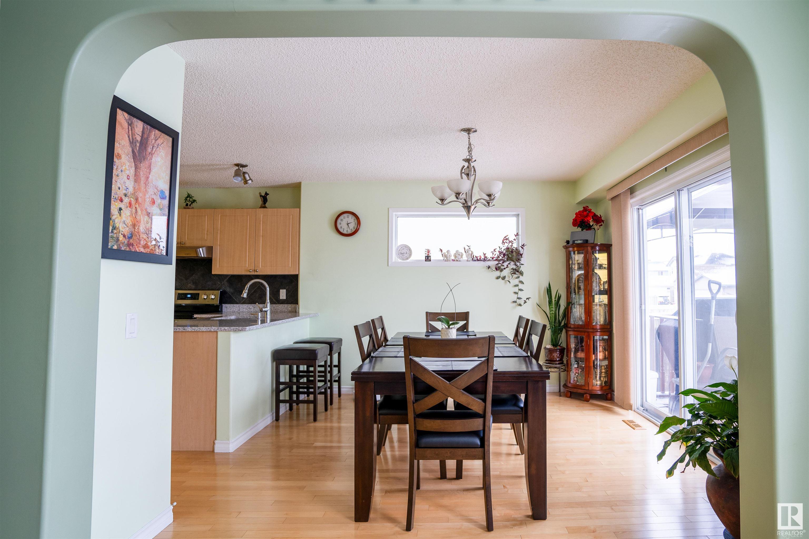      405 85 ST SW , Edmonton,  ,T6X 1H7 ;  Listing Number: MLS E4417784