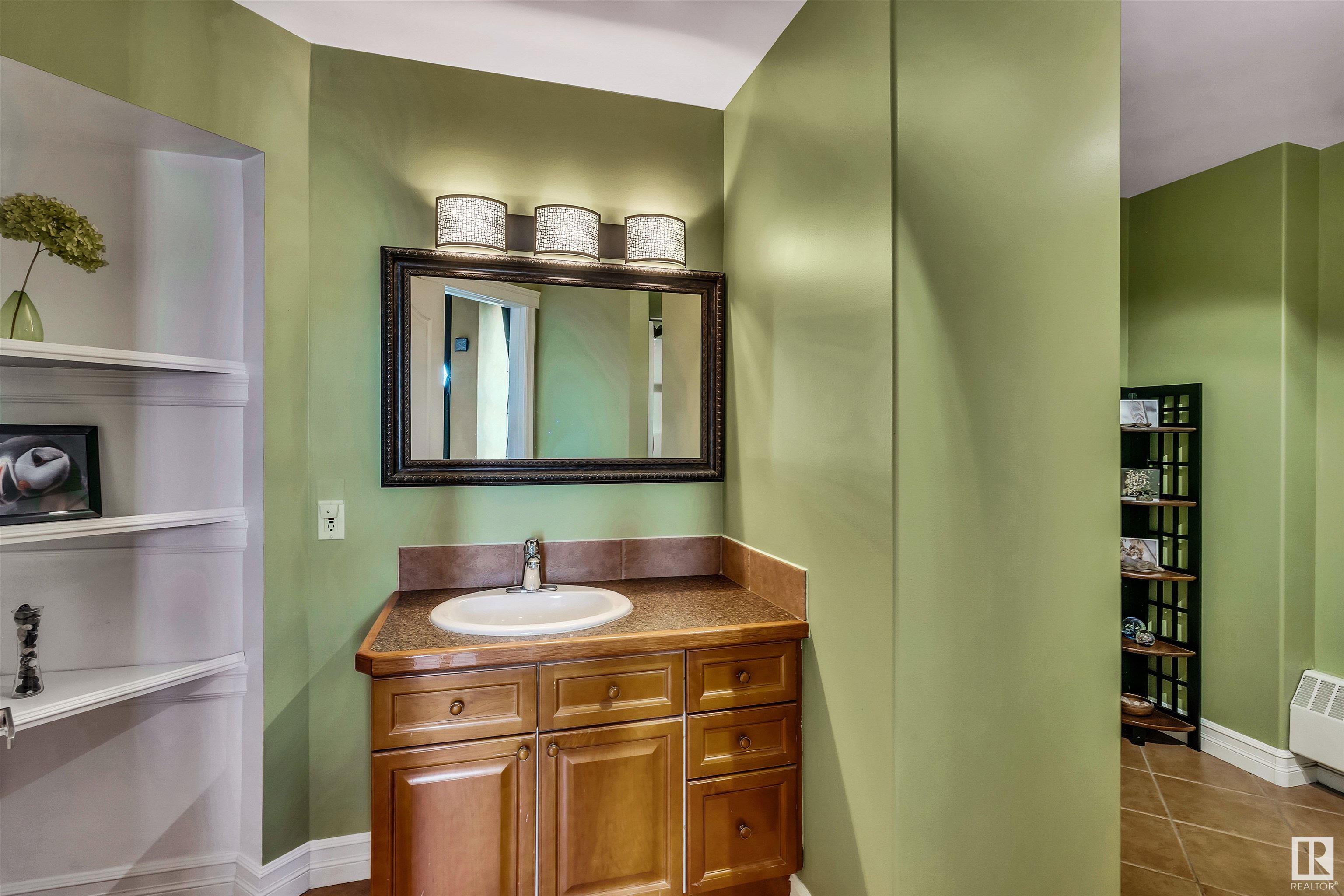      #801 10106 105 ST NW , Edmonton,  ,T5J 5E7 ;  Listing Number: MLS E4417787
