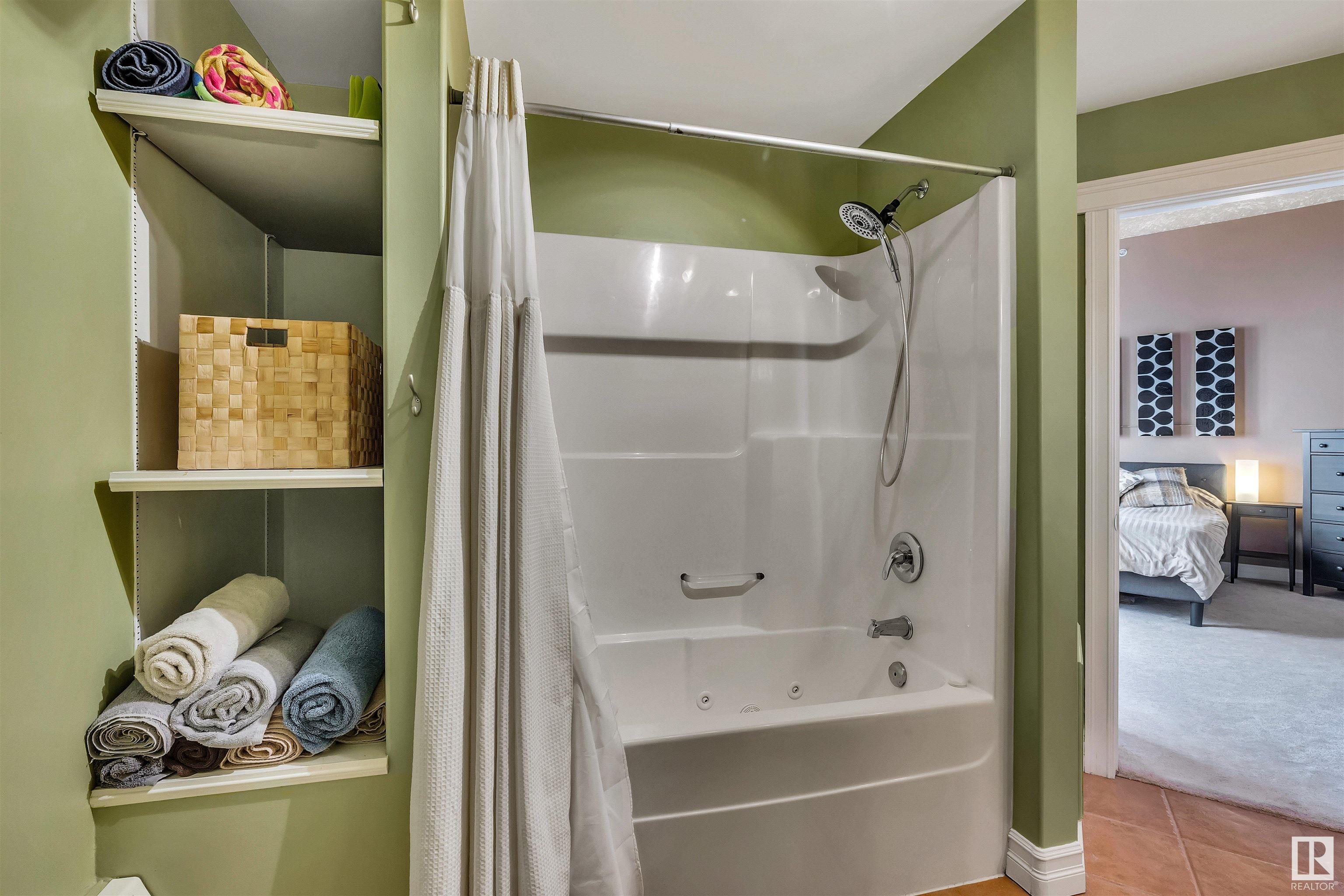      #801 10106 105 ST NW , Edmonton,  ,T5J 5E7 ;  Listing Number: MLS E4417787