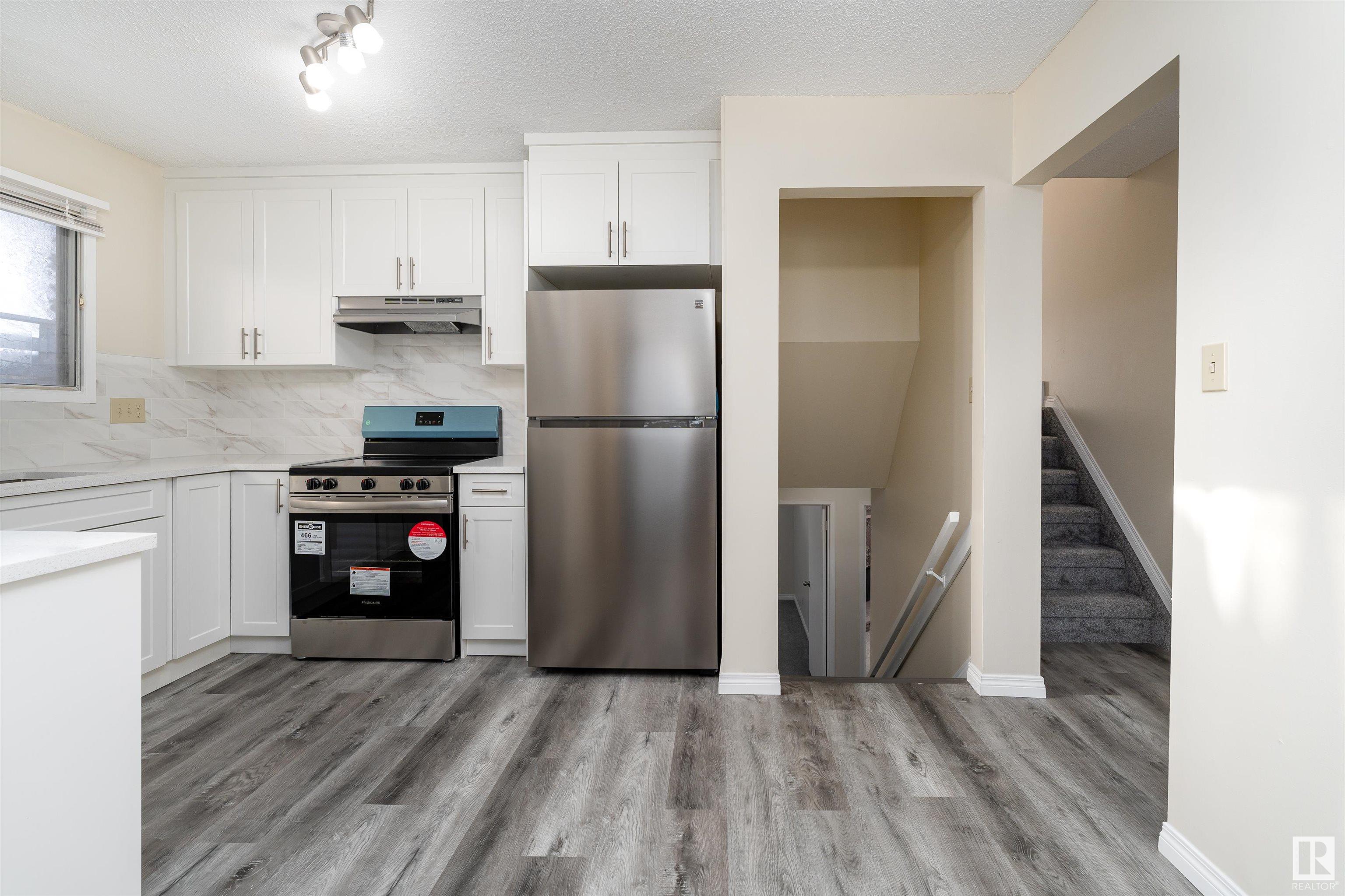      3829 62 ST NW , Edmonton,  ,T6L 1A4 ;  Listing Number: MLS E4417795