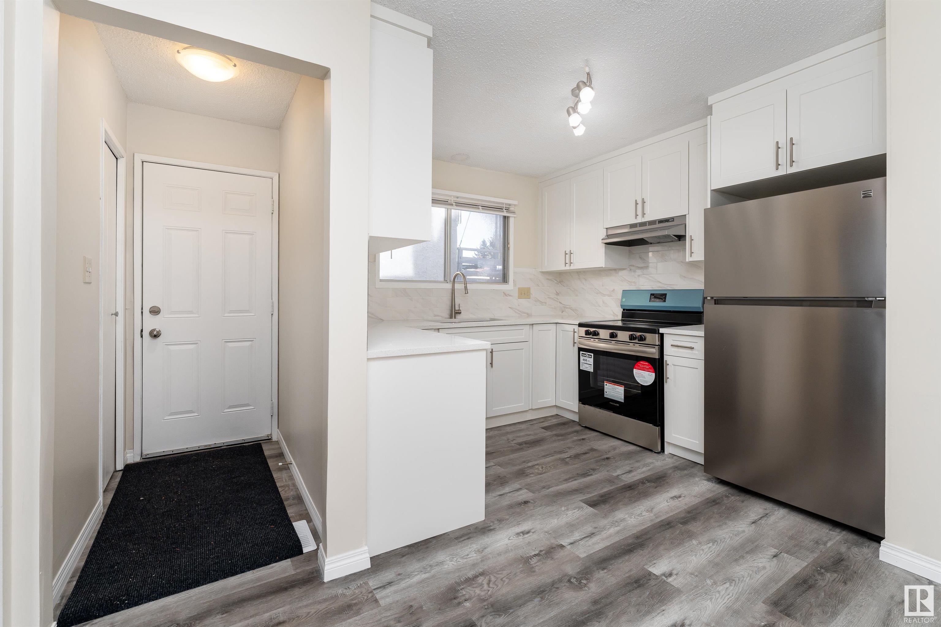      3829 62 ST NW , Edmonton,  ,T6L 1A4 ;  Listing Number: MLS E4417795