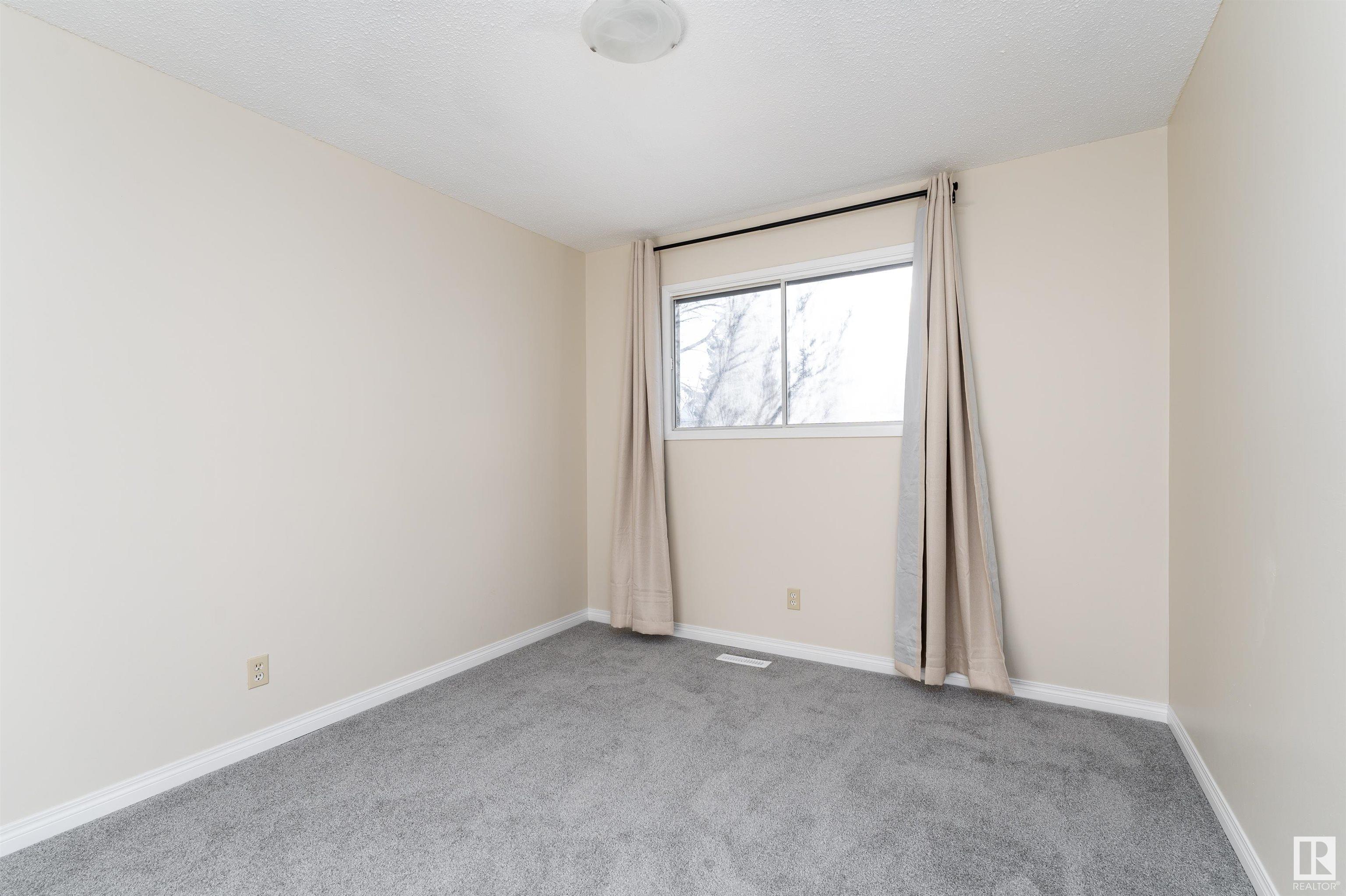      3829 62 ST NW , Edmonton,  ,T6L 1A4 ;  Listing Number: MLS E4417795