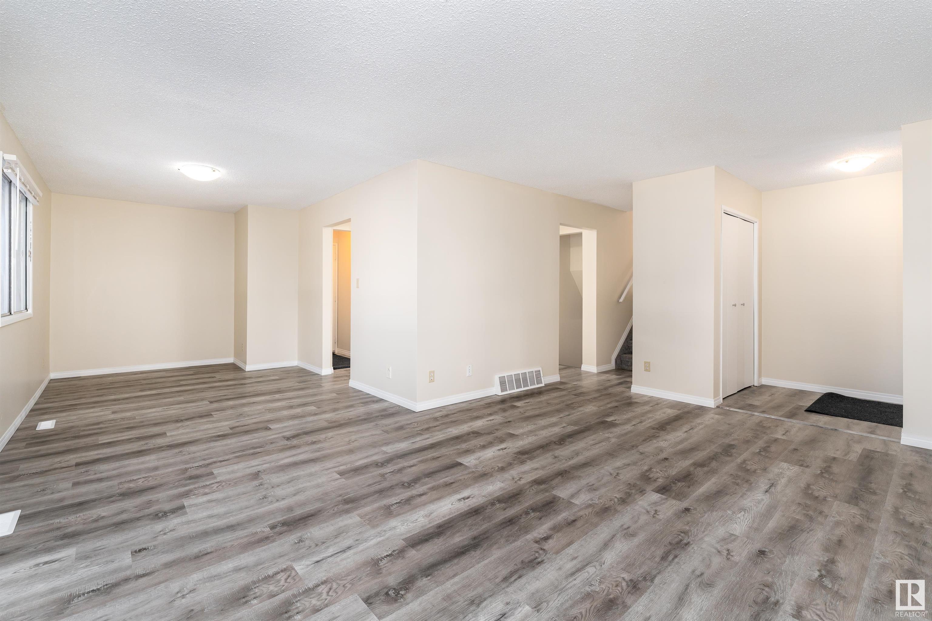      3829 62 ST NW , Edmonton,  ,T6L 1A4 ;  Listing Number: MLS E4417795