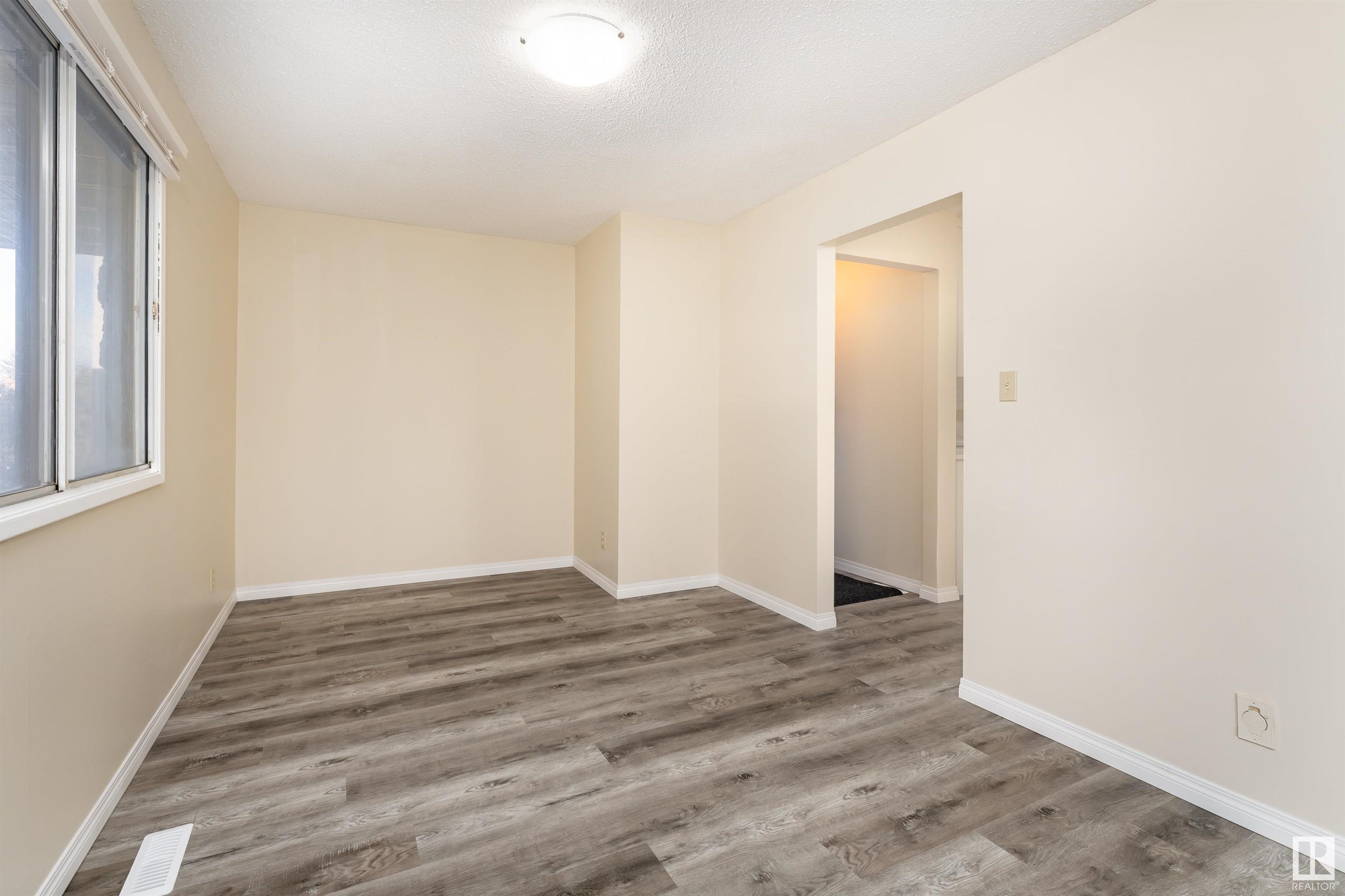      3829 62 ST NW , Edmonton,  ,T6L 1A4 ;  Listing Number: MLS E4417795