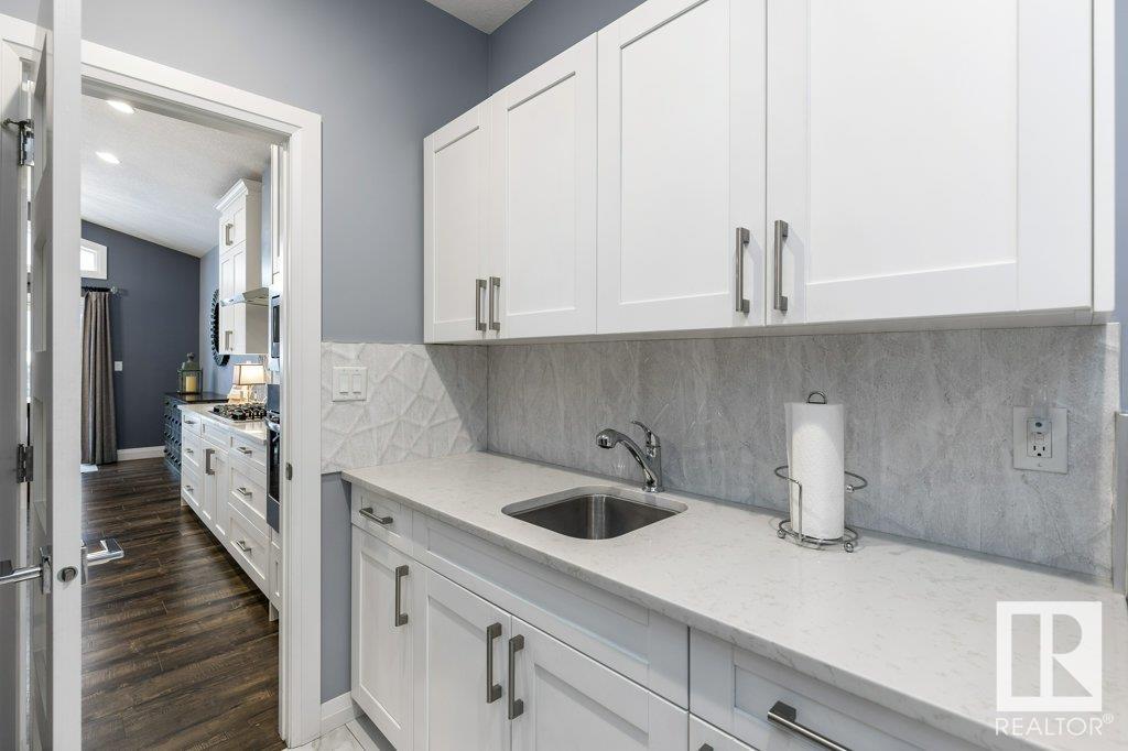      21 ORCHARD CO , St. Albert,  ,T8N 7P9 ;  Listing Number: MLS E4417796