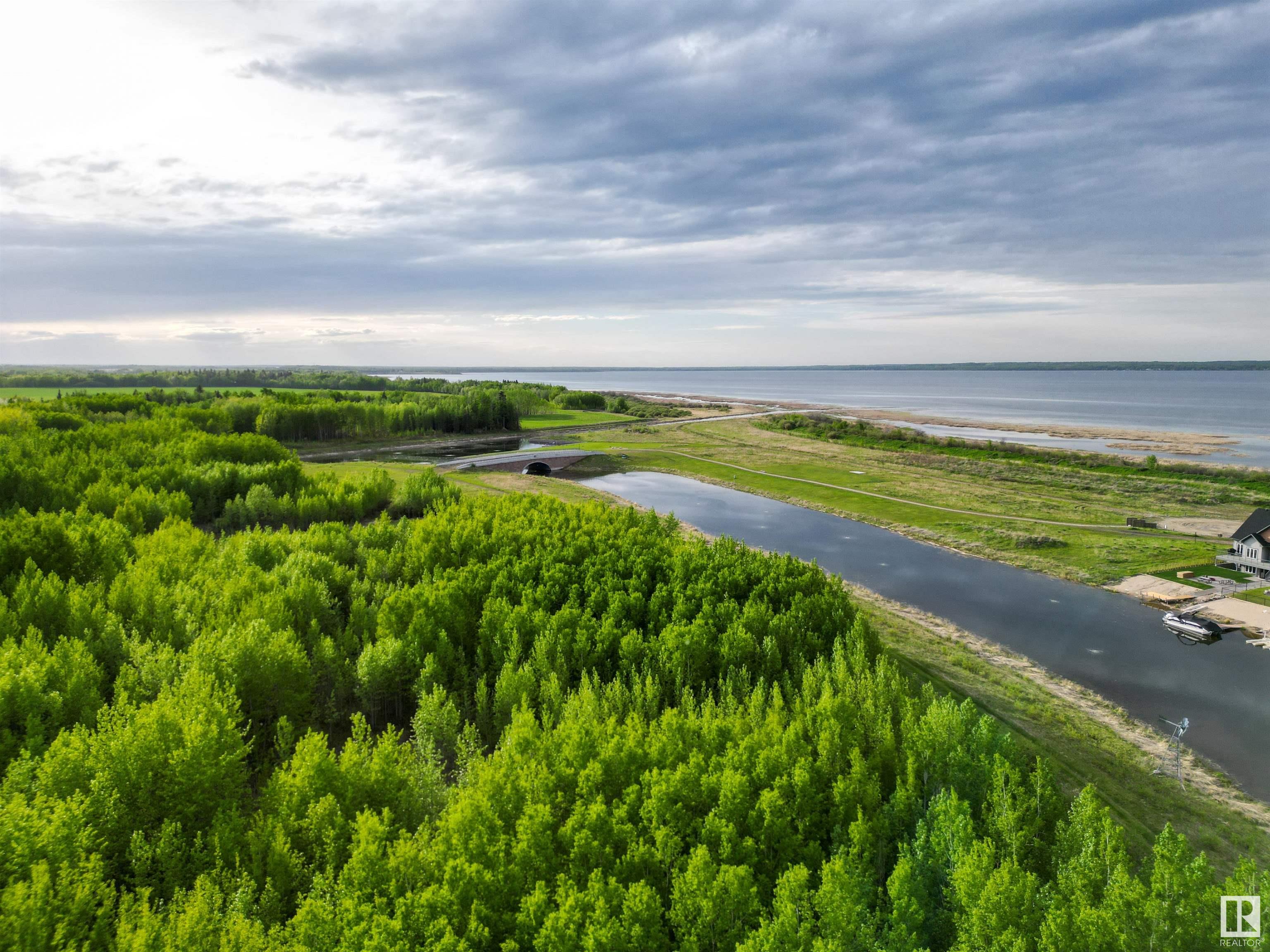      #37 3410 STE. ANNE TR , Rural Lac Ste. Anne County,  ,T0E 0A1 ;  Listing Number: MLS E4417802