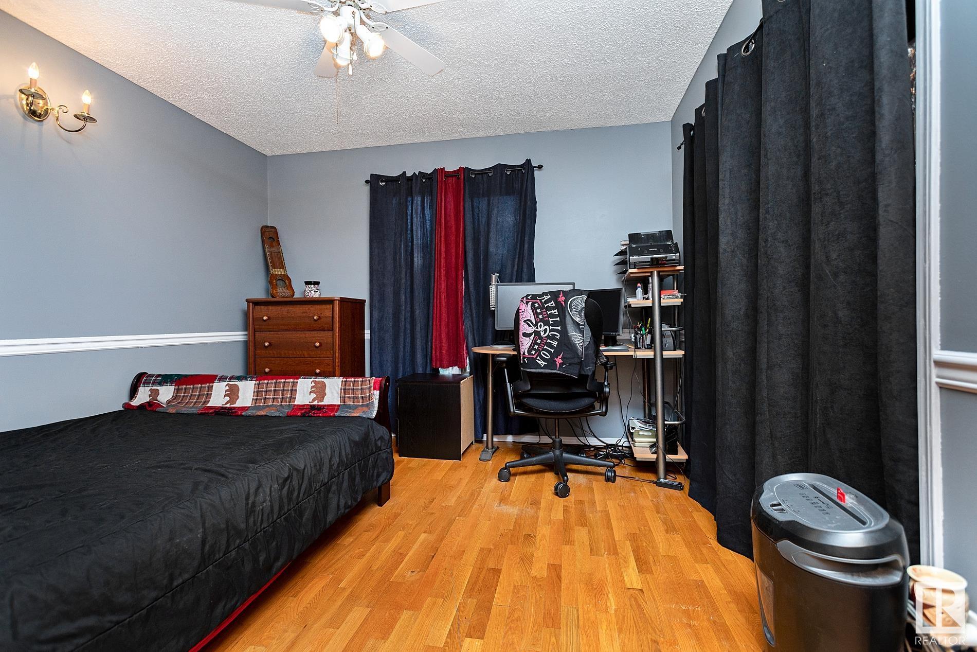      231 VILLAGE CI , Sherwood Park,  ,T8A 5A1 ;  Listing Number: MLS E4417804