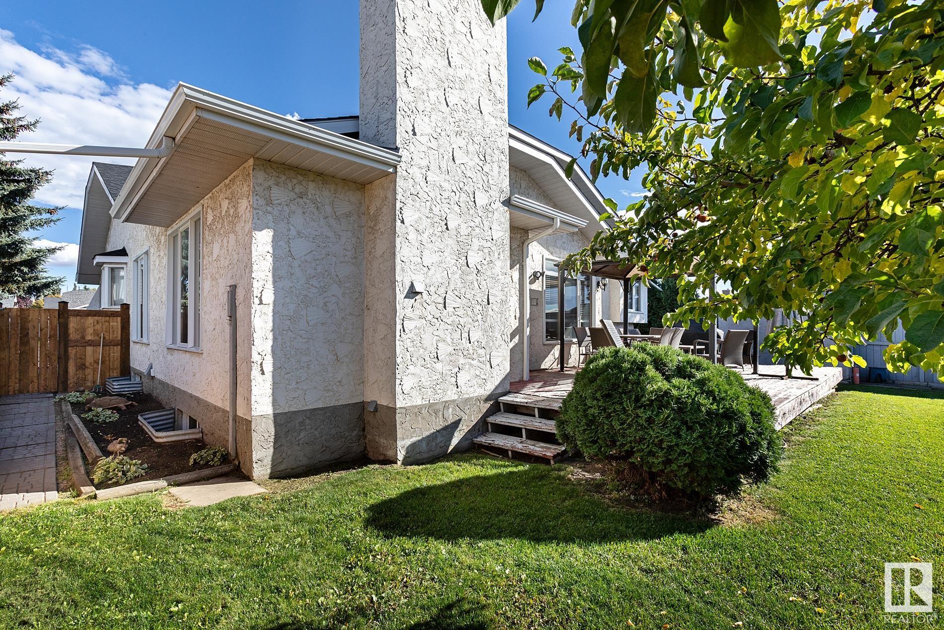      231 VILLAGE CI , Sherwood Park,  ,T8A 5A1 ;  Listing Number: MLS E4417804