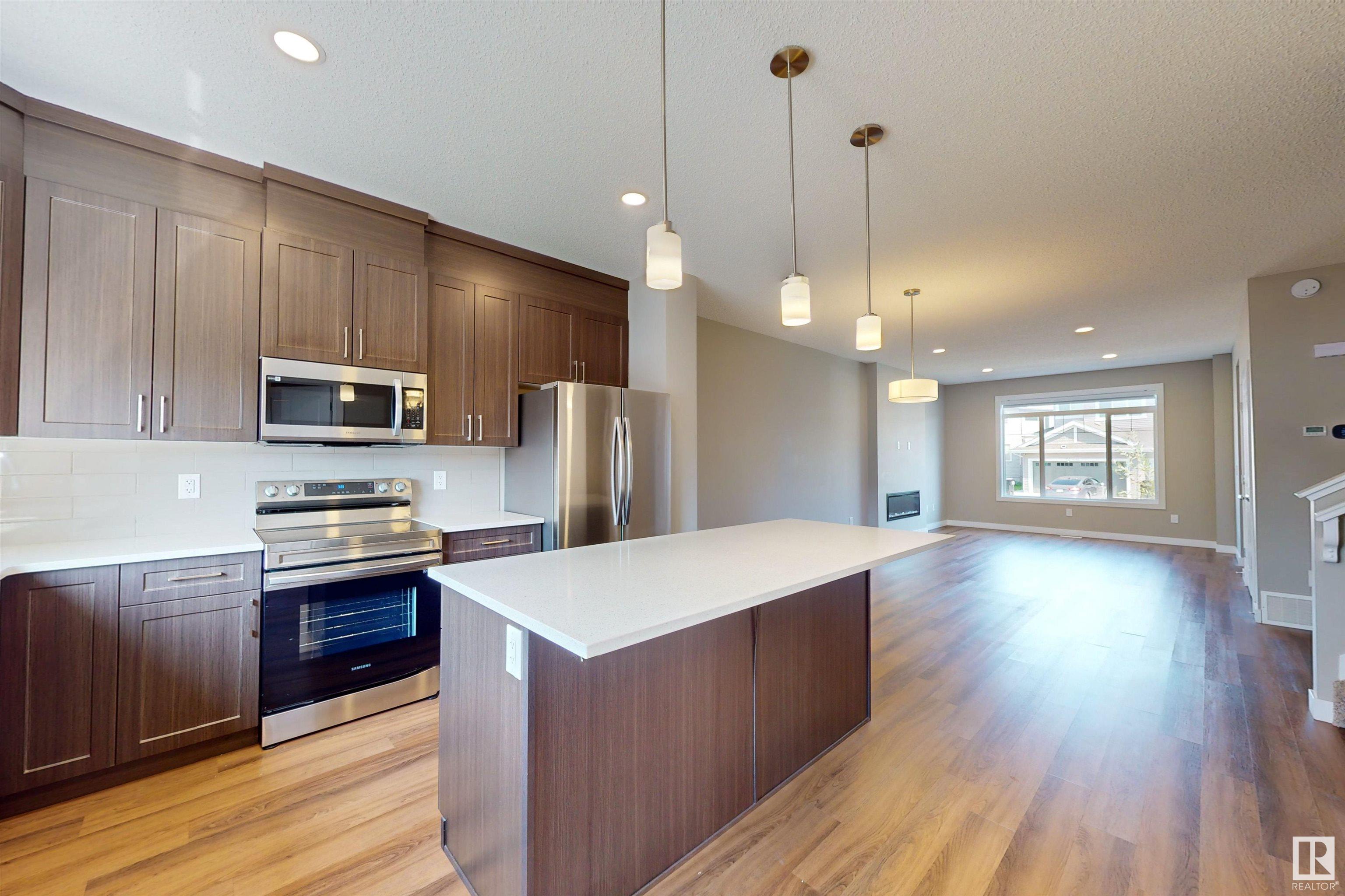      3704 2 ST NW , Edmonton,  ,T6T 2L8 ;  Listing Number: MLS E4417807