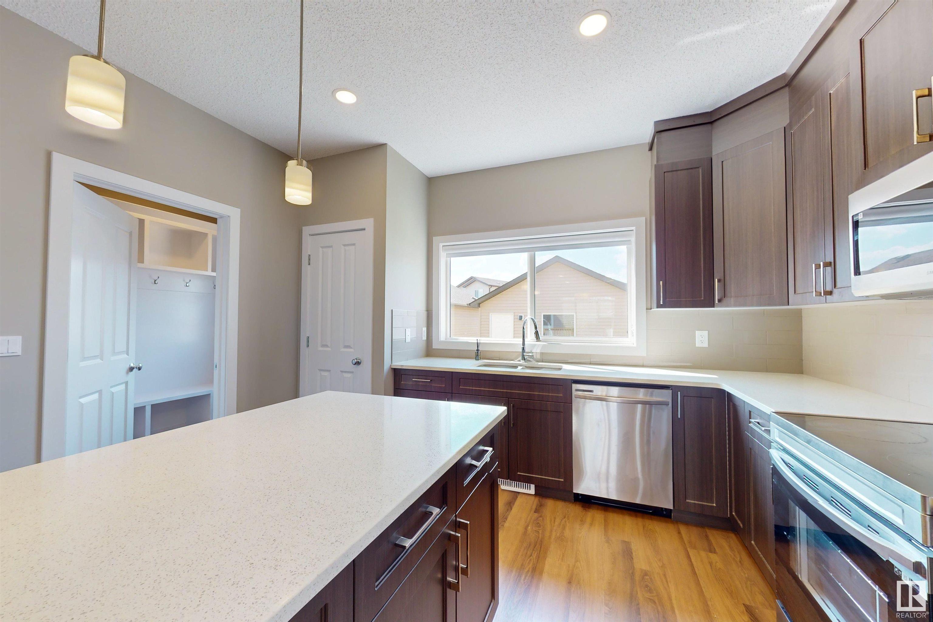      3704 2 ST NW , Edmonton,  ,T6T 2L8 ;  Listing Number: MLS E4417807