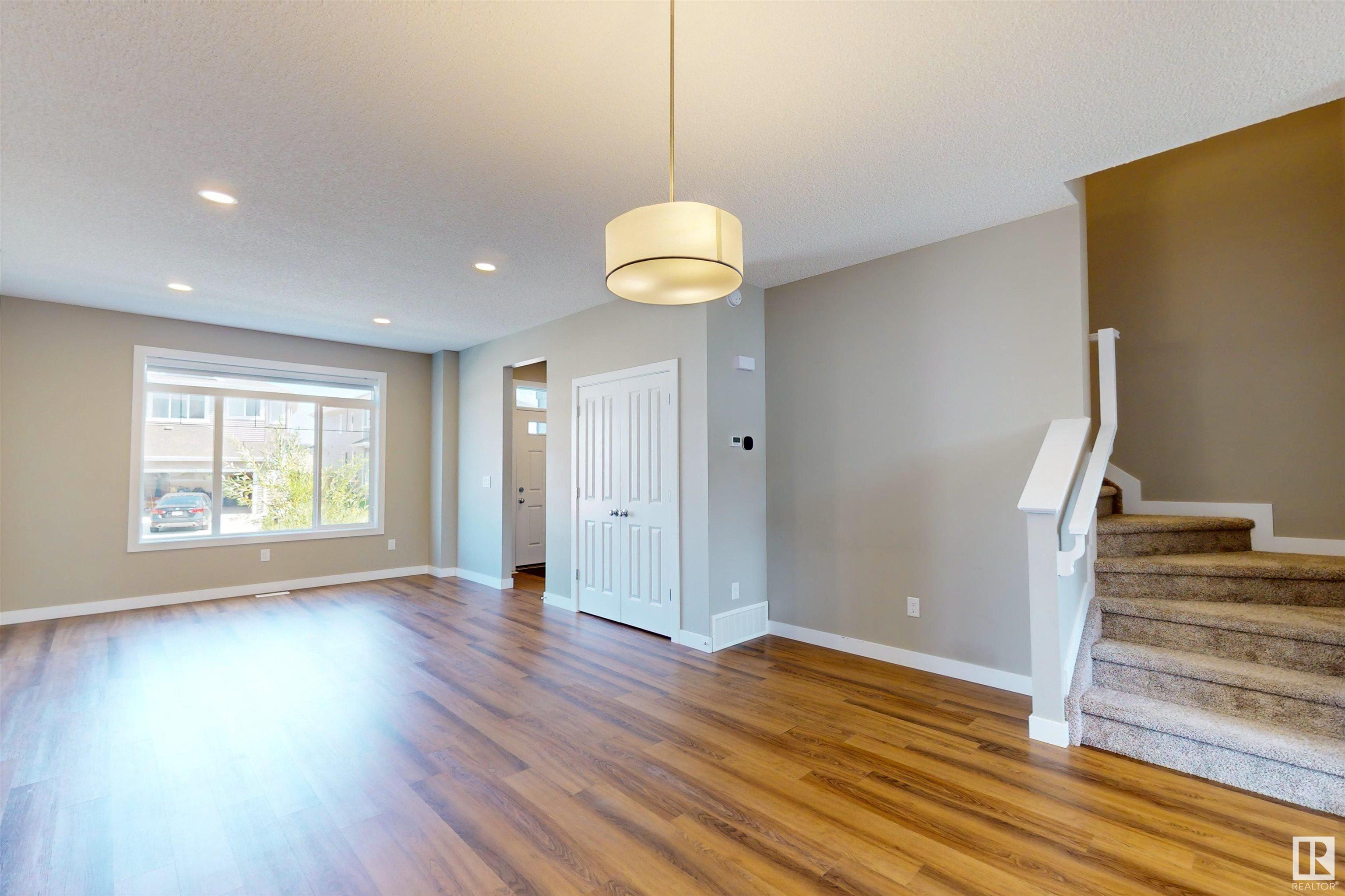      3704 2 ST NW , Edmonton,  ,T6T 2L8 ;  Listing Number: MLS E4417807