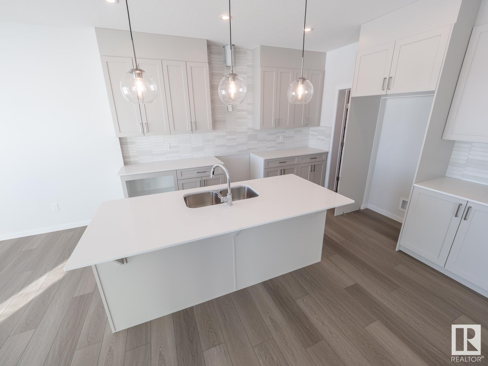      2230 193A ST NW , Edmonton,  ,T6M 3B7 ;  Listing Number: MLS E4417826
