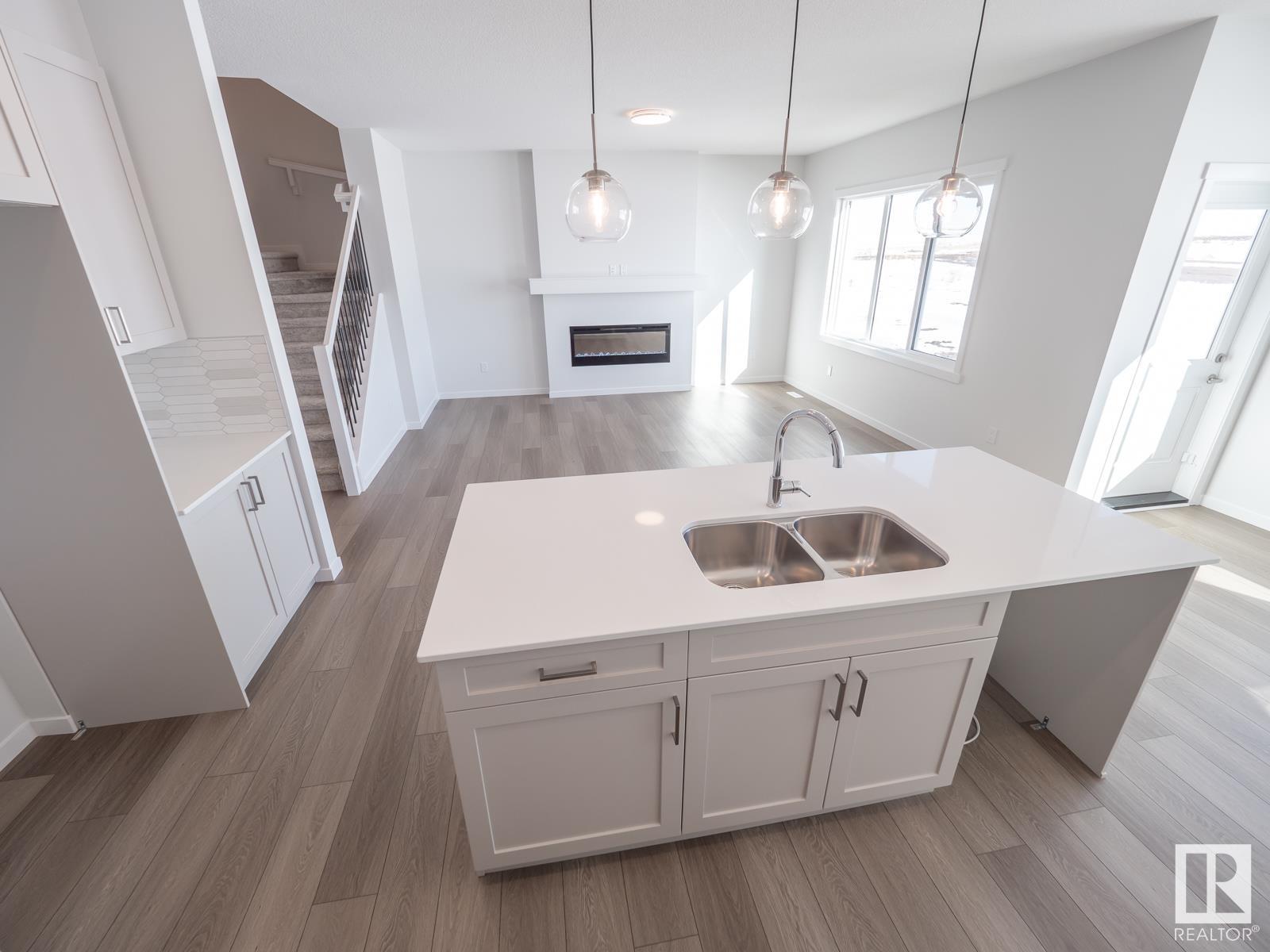      2230 193A ST NW , Edmonton,  ,T6M 3B7 ;  Listing Number: MLS E4417826
