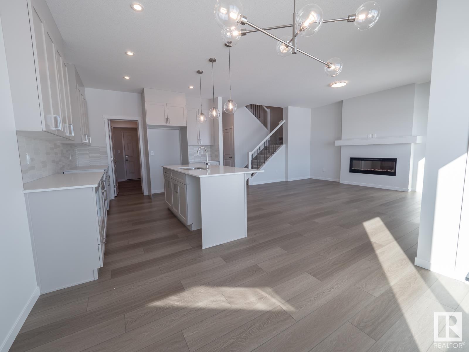      2230 193A ST NW , Edmonton,  ,T6M 3B7 ;  Listing Number: MLS E4417826