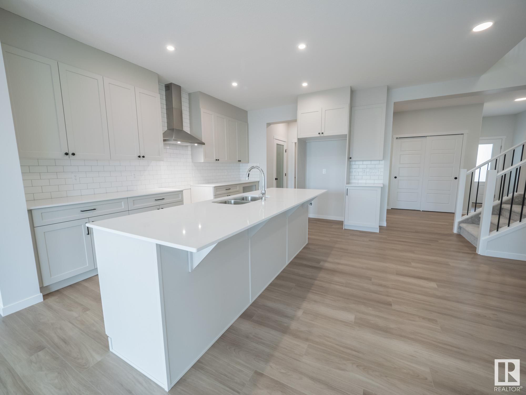      2238 193A ST NW , Edmonton,  ,T6M 3B7 ;  Listing Number: MLS E4417829